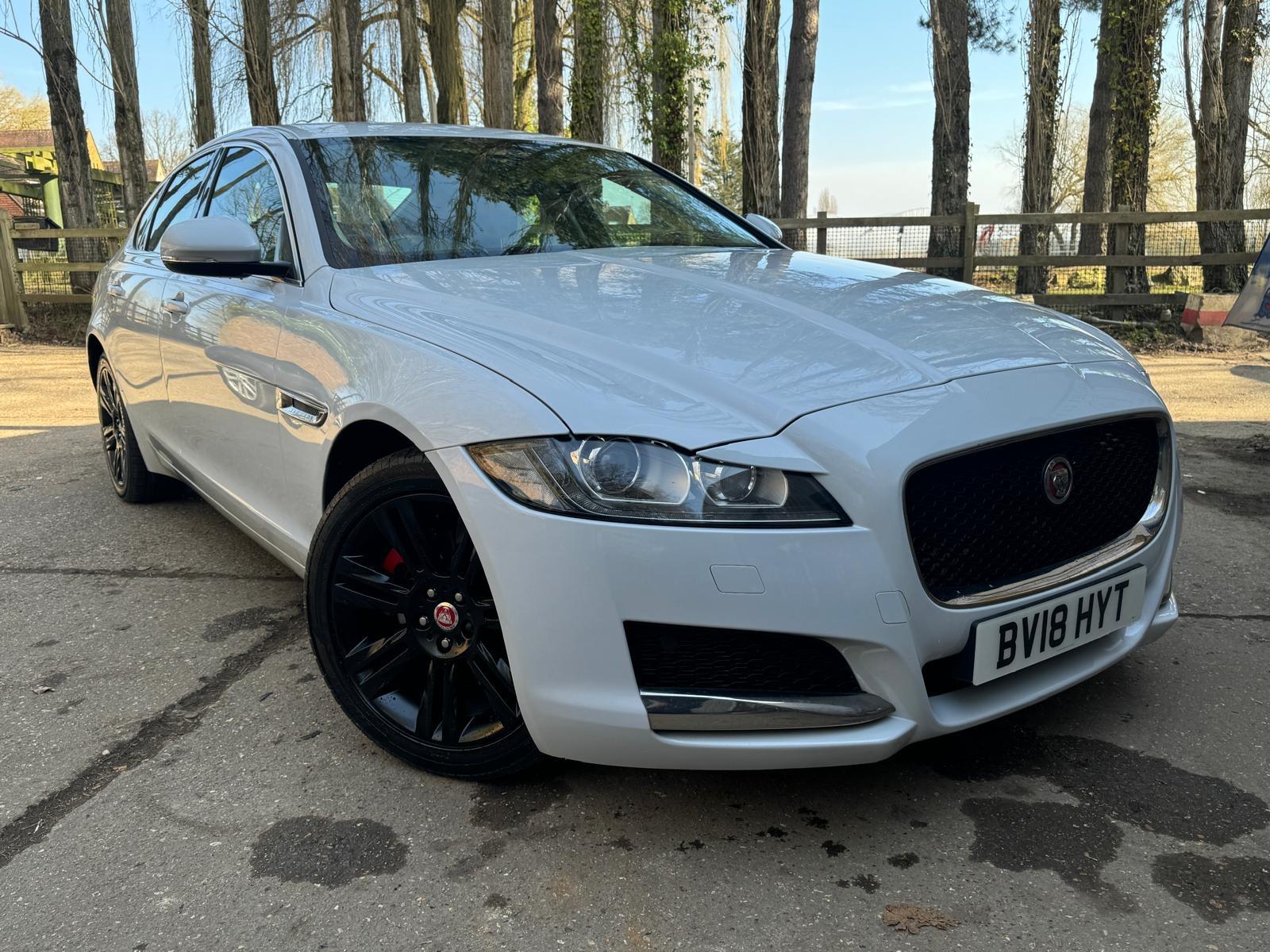 Jaguar XF 2.0d Prestige Saloon 4dr Diesel Manual Euro 6 (s/s) (180 ps)