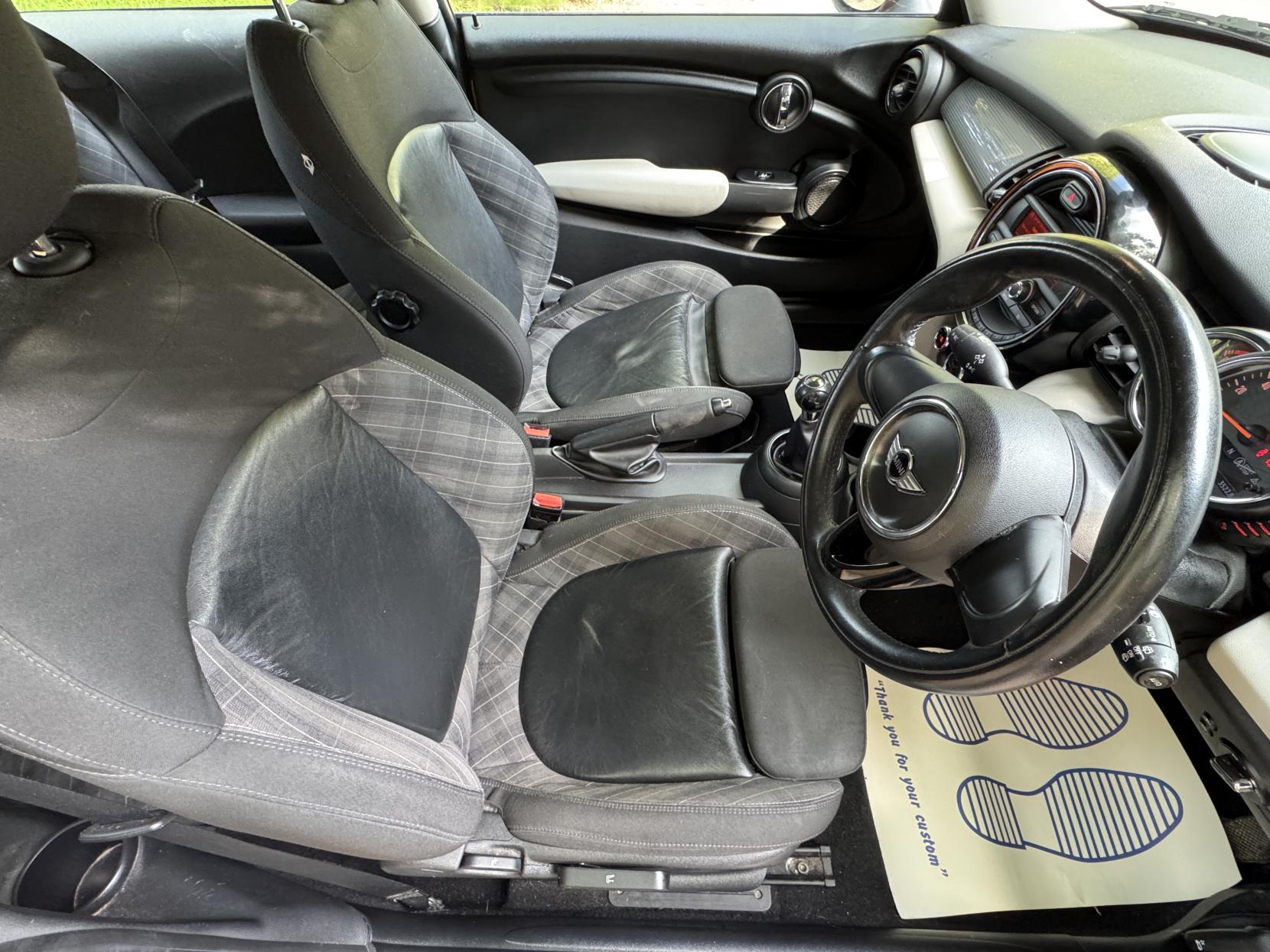 MINI Hatch 1.2 One Hatchback 3dr Petrol Manual Euro 6 (s/s) (102 ps)