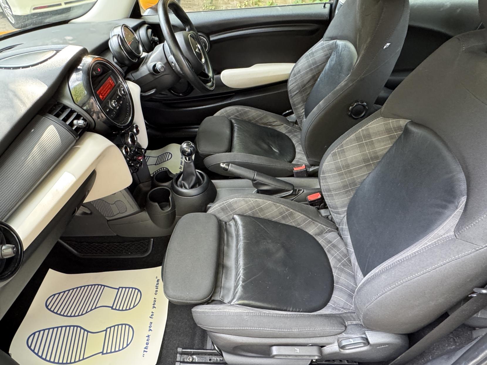 MINI Hatch 1.2 One Hatchback 3dr Petrol Manual Euro 6 (s/s) (102 ps)