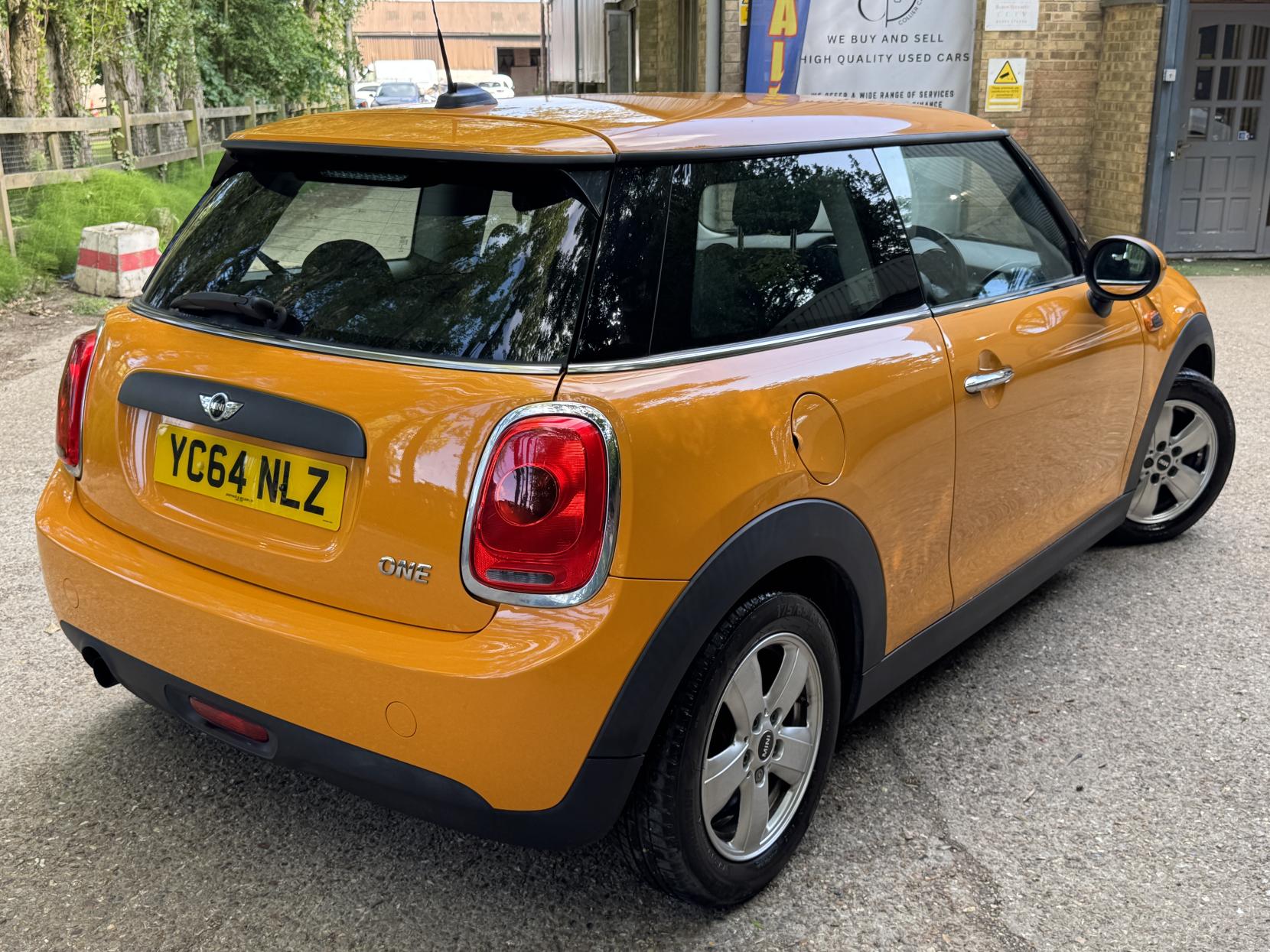 MINI Hatch 1.2 One Hatchback 3dr Petrol Manual Euro 6 (s/s) (102 ps)