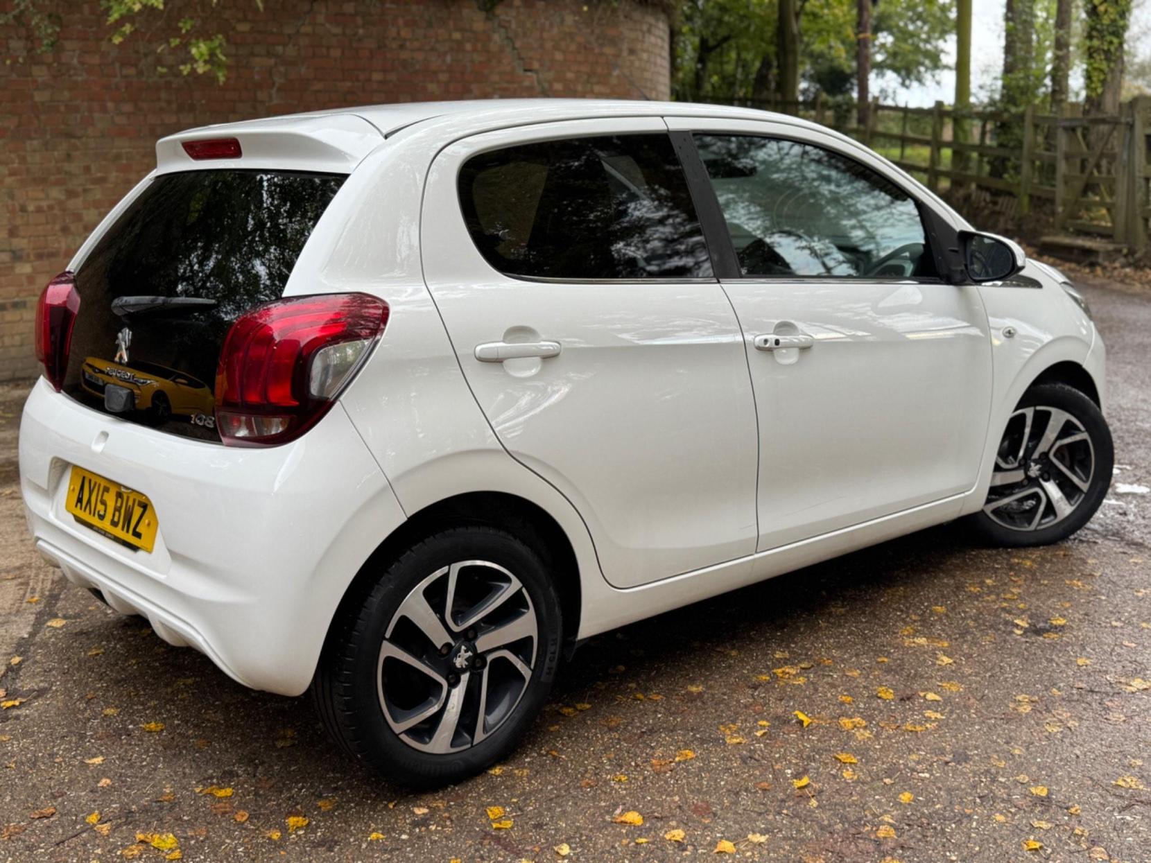 Peugeot 108 1.2 VTi PureTech Allure Euro 5 5dr