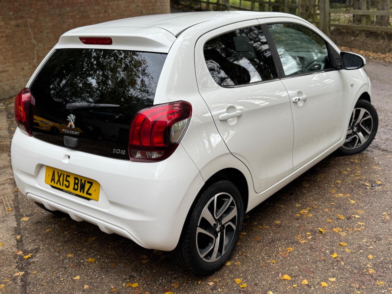 Peugeot 108 1.2 VTi PureTech Allure Euro 5 5dr