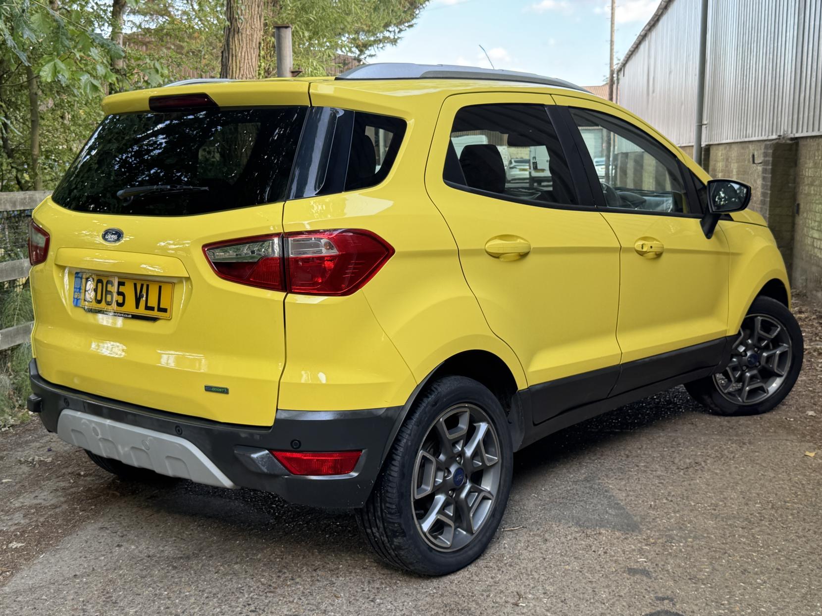 Ford EcoSport 1.0T EcoBoost Titanium SUV 5dr Petrol Manual 2WD Euro 5 (s/s) (125 ps)