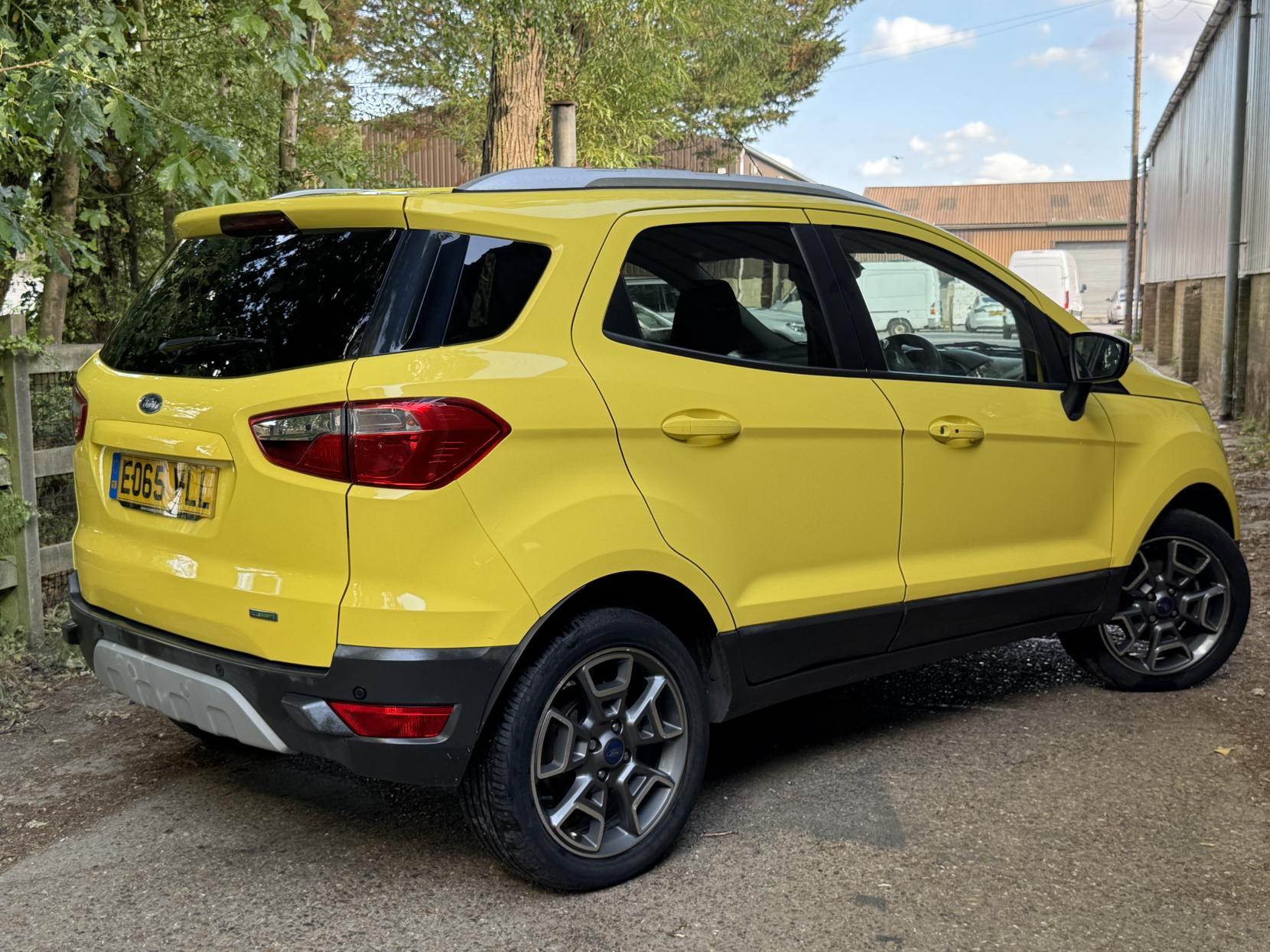 Ford EcoSport 1.0T EcoBoost Titanium SUV 5dr Petrol Manual 2WD Euro 5 (s/s) (125 ps)