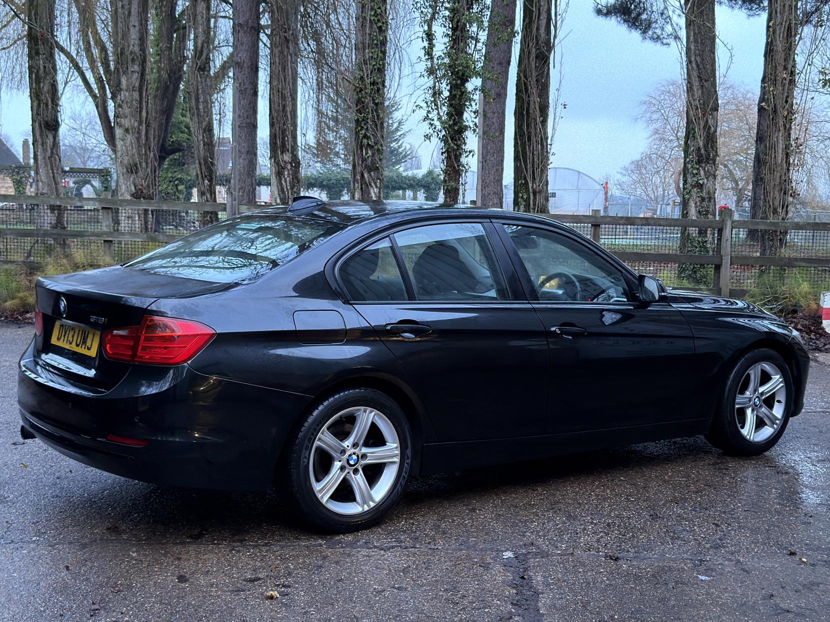 BMW 3 Series 1.6 316i SE Saloon 4dr Petrol Auto Euro 6 (s/s) (136 ps)