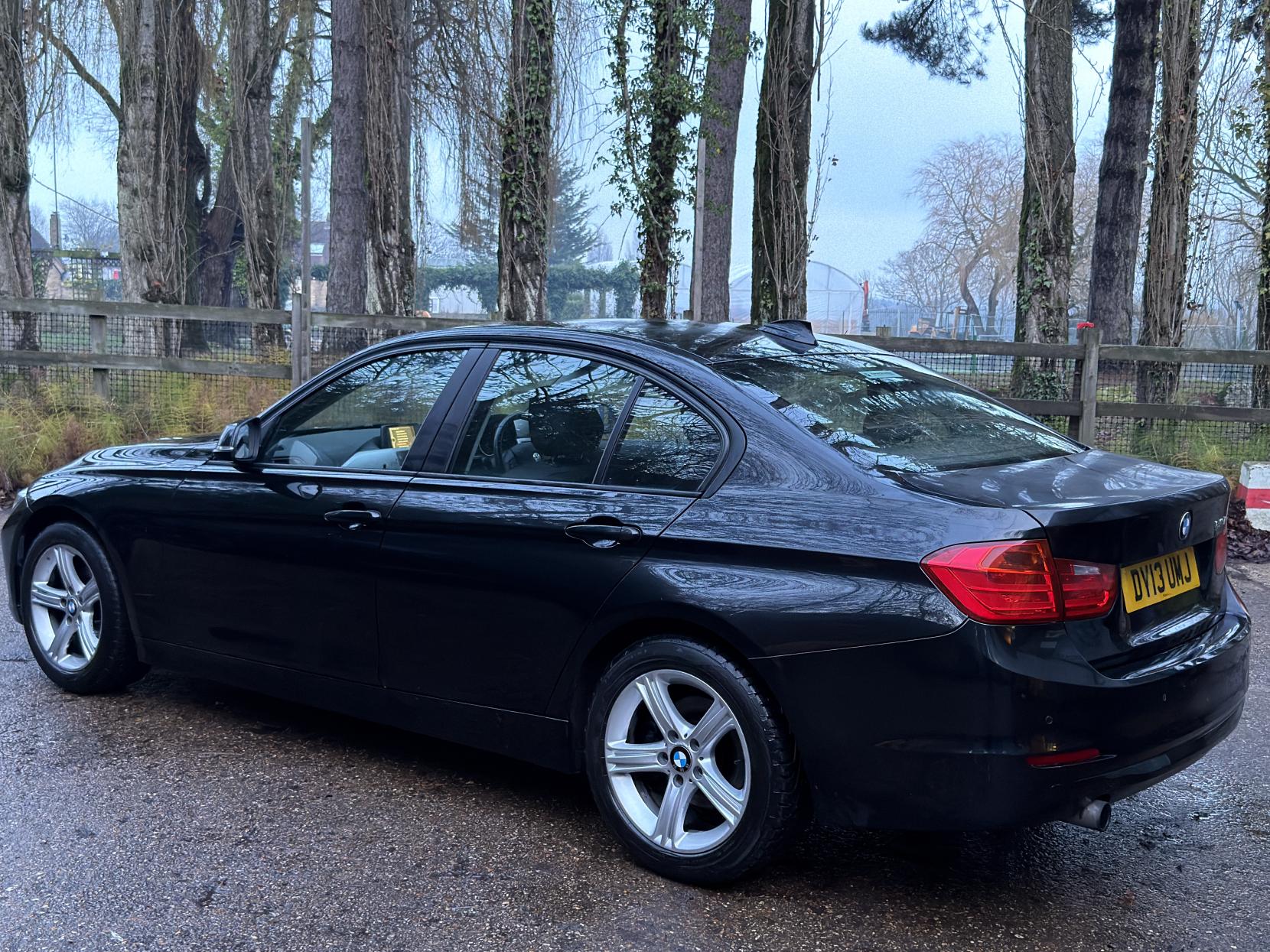 BMW 3 Series 1.6 316i SE Saloon 4dr Petrol Auto Euro 6 (s/s) (136 ps)