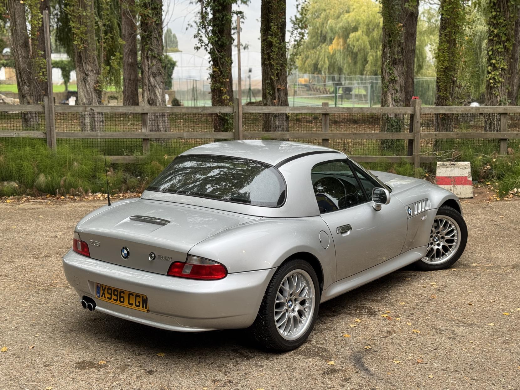 BMW Z3 3.0i Roadster 2dr Petrol Manual (228 g/km, 231 bhp)