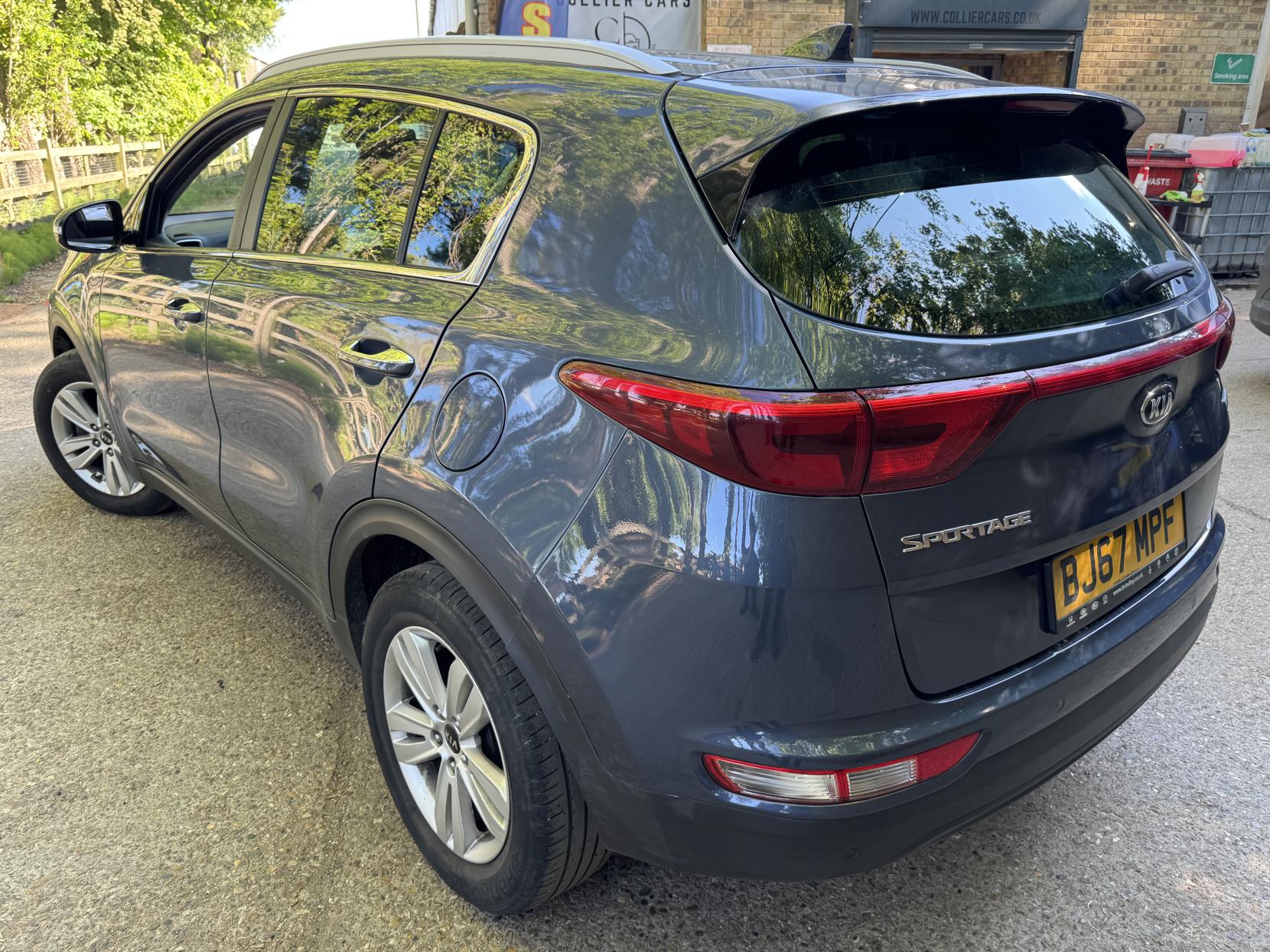 Kia Sportage 1.7 CRDi 2 SUV 5dr Diesel Manual Euro 6 (s/s) (114 bhp)