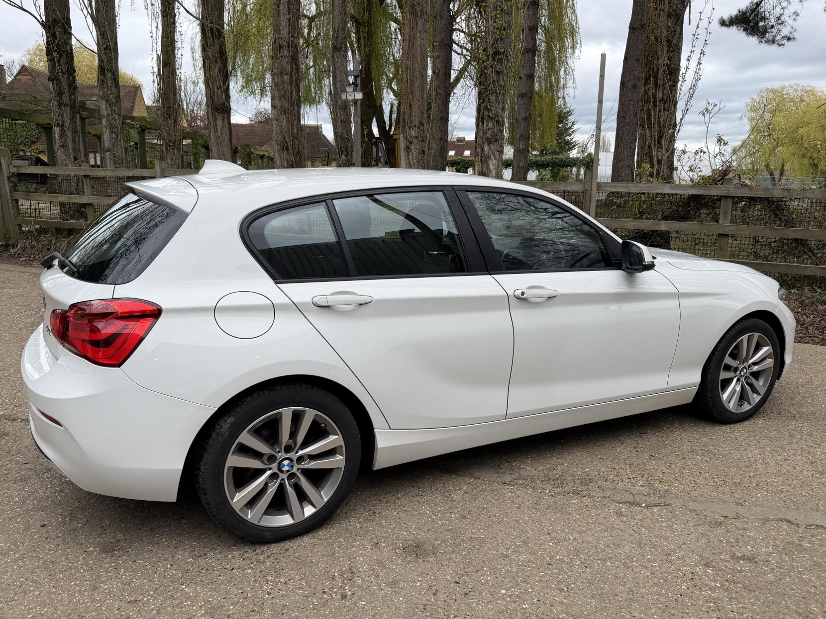 BMW 1 Series 1.5 116d Sport Hatchback 5dr Diesel Manual Euro 6 (s/s) (116 ps)