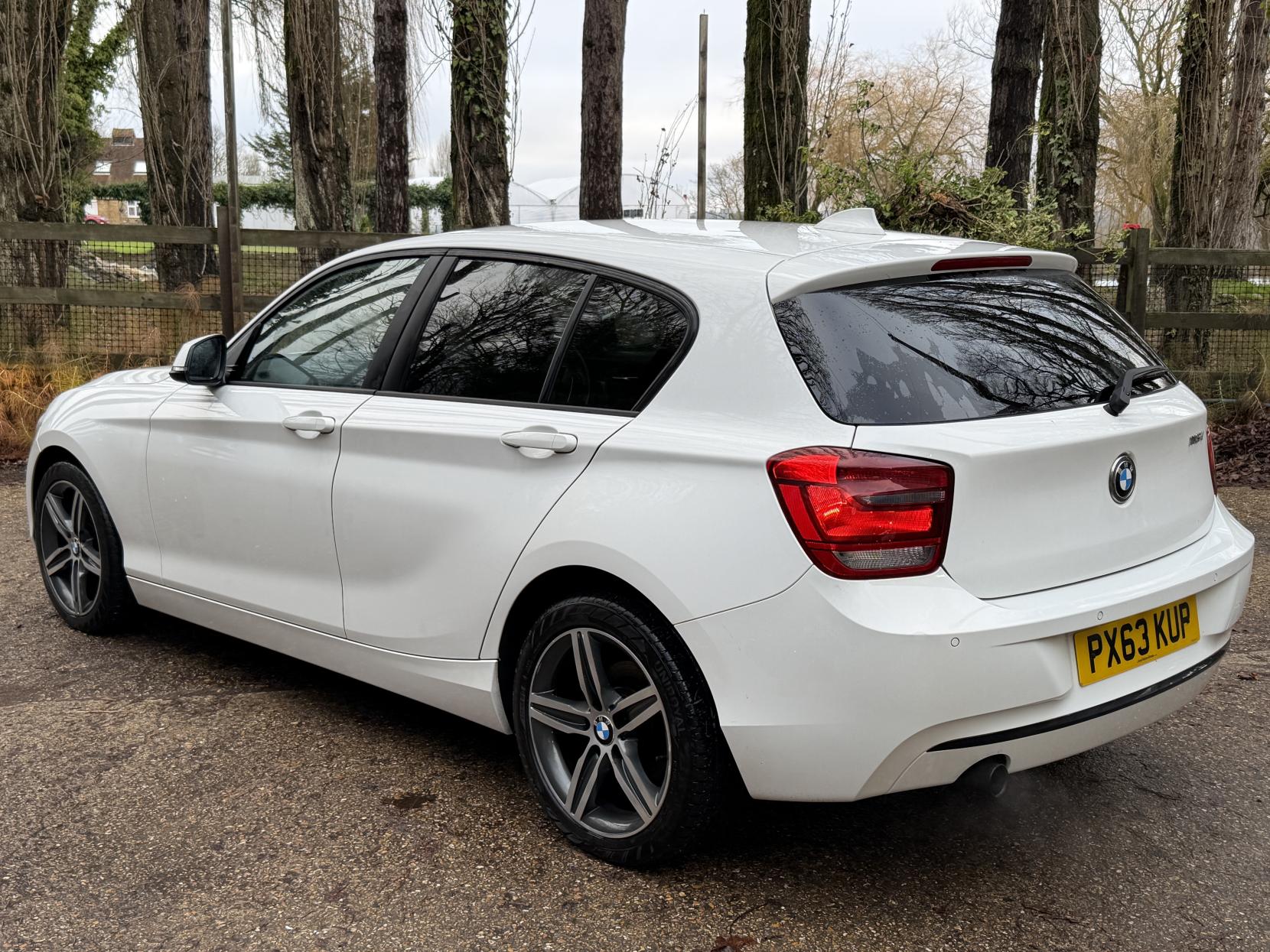 BMW 1 Series 1.6 116i Sport Hatchback 5dr Petrol Manual Euro 6 (s/s) (136 ps)