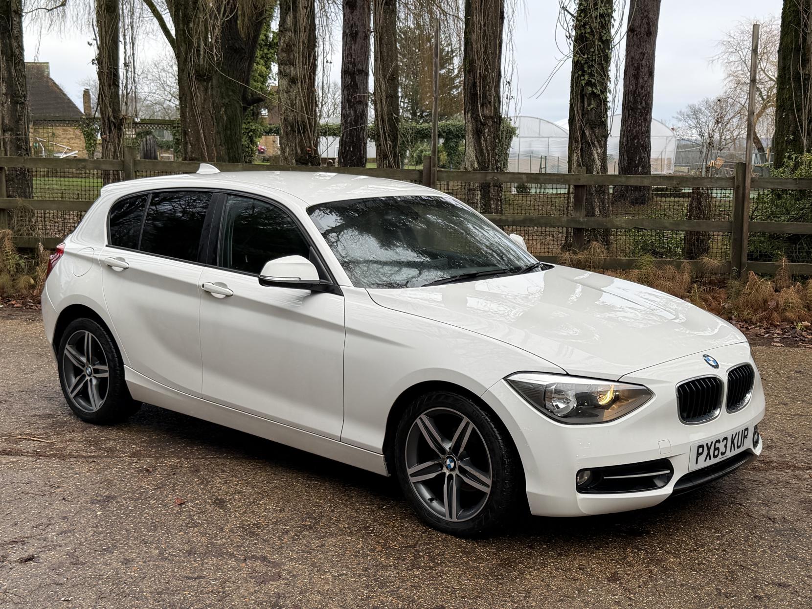 BMW 1 Series 1.6 116i Sport Hatchback 5dr Petrol Manual Euro 6 (s/s) (136 ps)