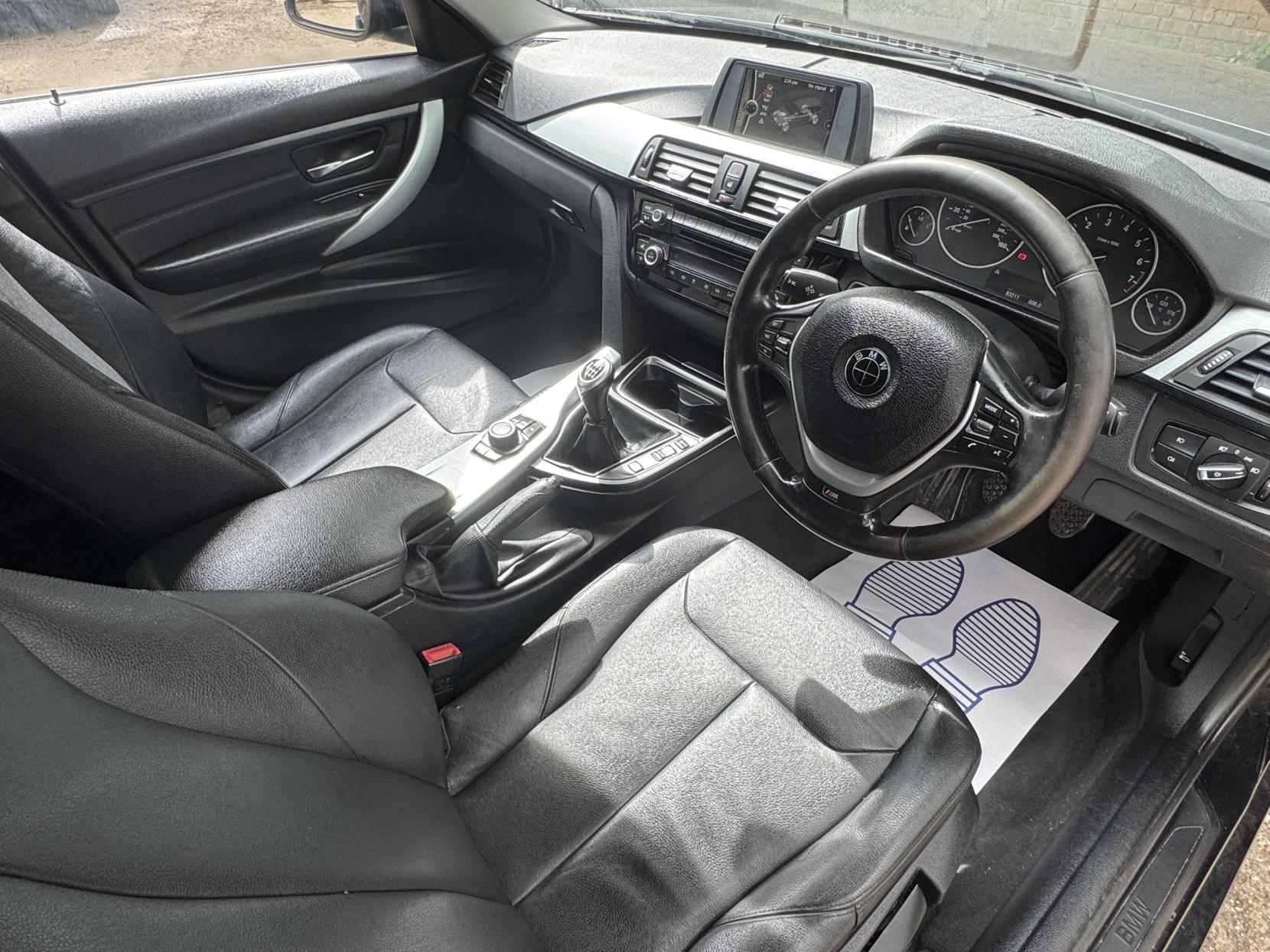 BMW 3 Series 2.0 320i SE Touring 5dr Petrol Manual Euro 6 (s/s) (184 ps)