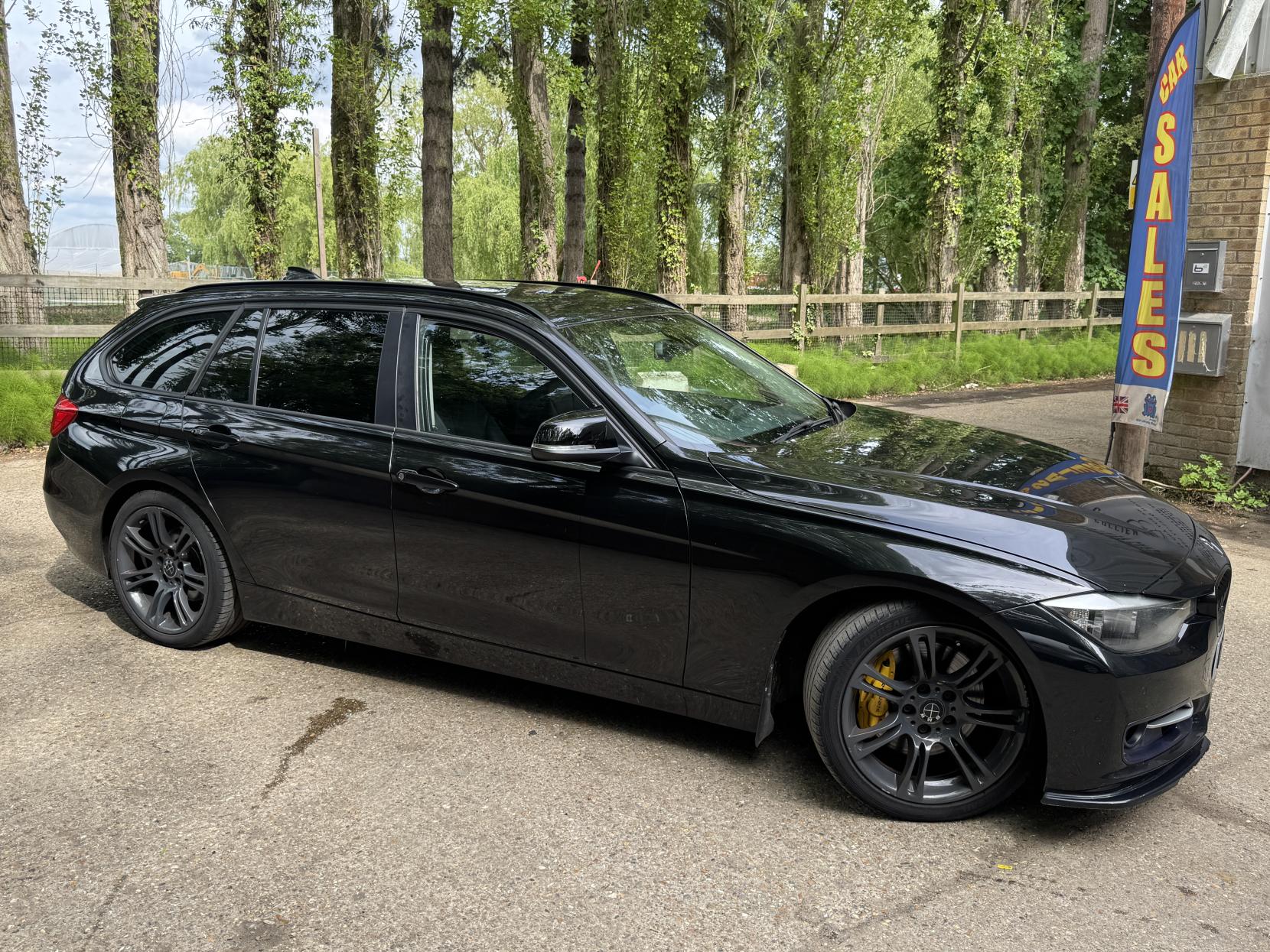 BMW 3 Series 2.0 320i SE Touring 5dr Petrol Manual Euro 6 (s/s) (184 ps)