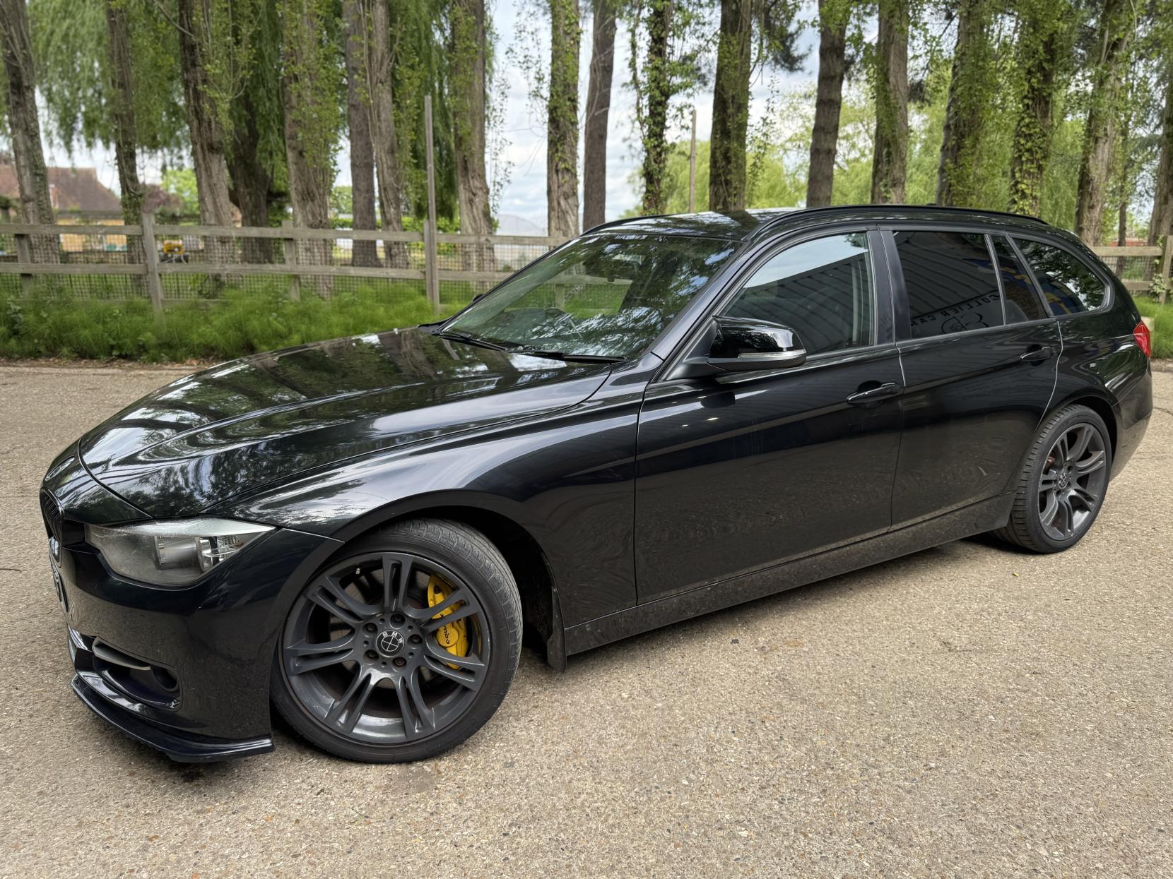BMW 3 Series 2.0 320i SE Touring 5dr Petrol Manual Euro 6 (s/s) (184 ps)