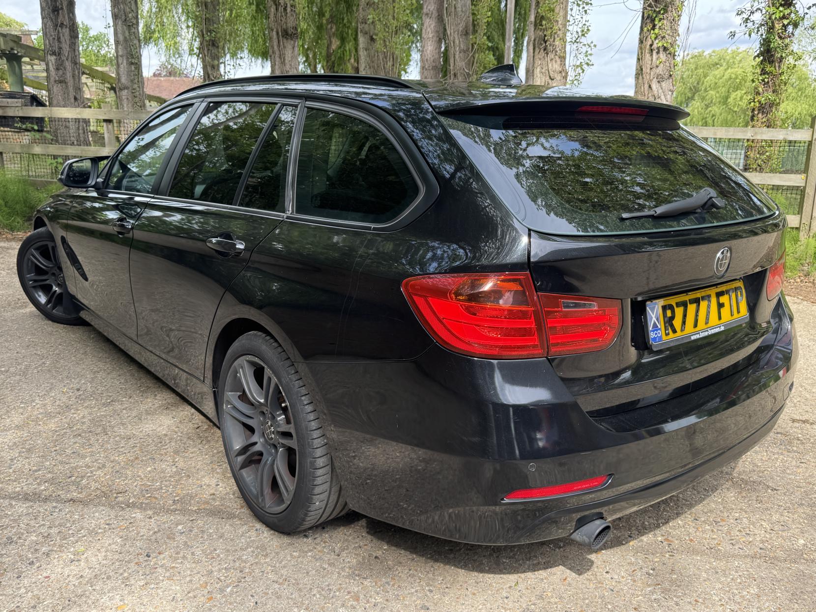 BMW 3 Series 2.0 320i SE Touring 5dr Petrol Manual Euro 6 (s/s) (184 ps)