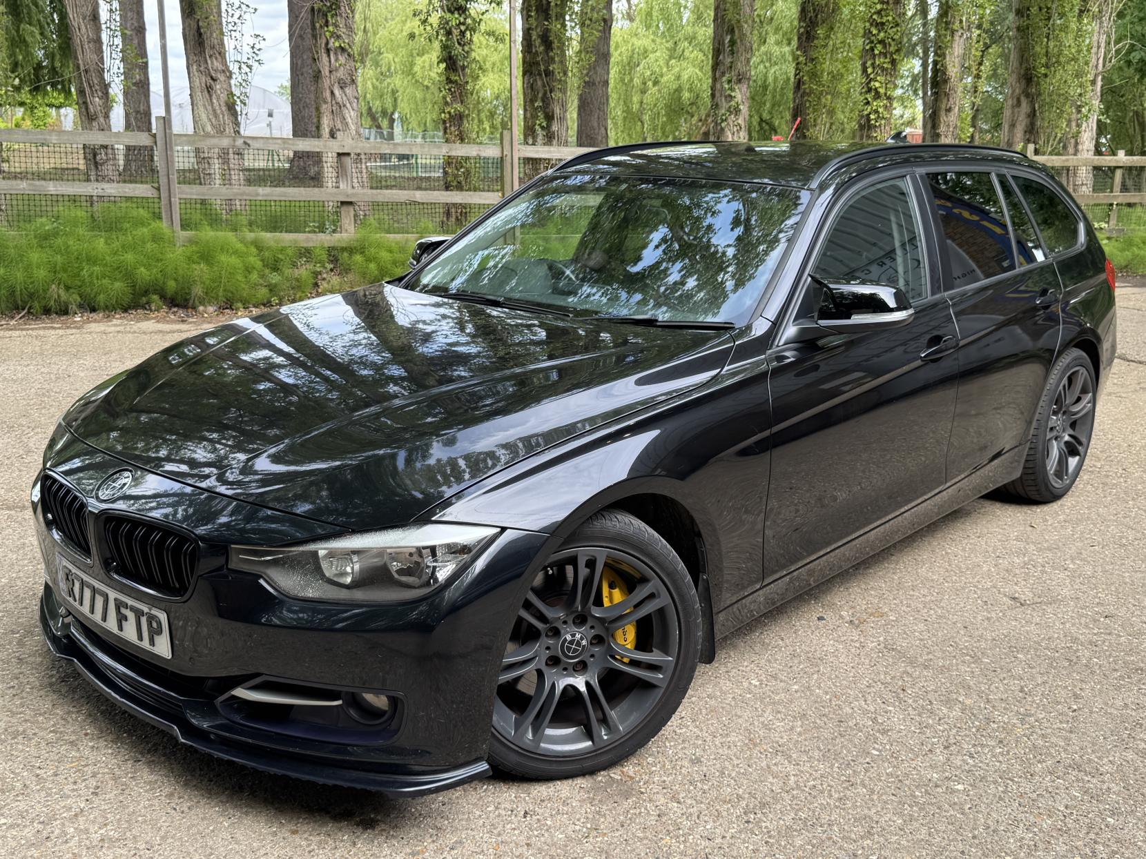 BMW 3 Series 2.0 320i SE Touring 5dr Petrol Manual Euro 6 (s/s) (184 ps)