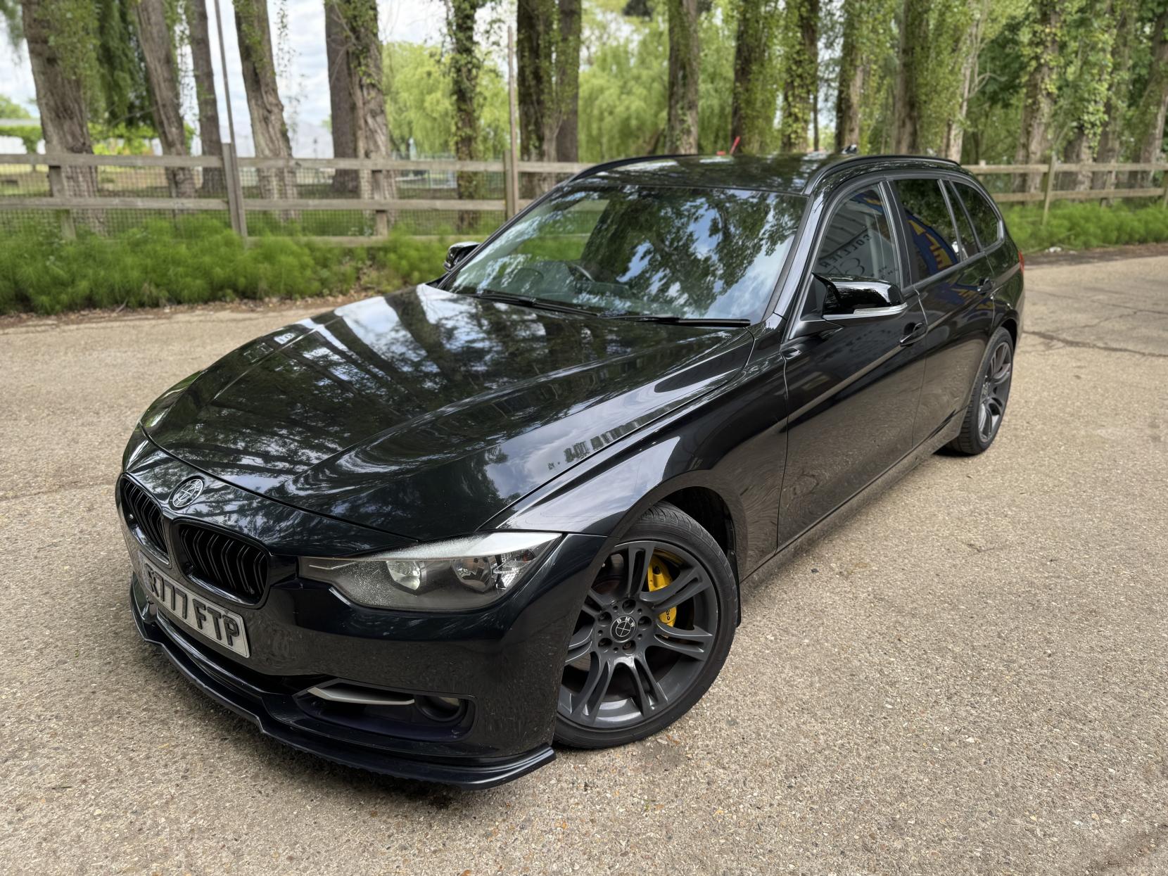 BMW 3 Series 2.0 320i SE Touring 5dr Petrol Manual Euro 6 (s/s) (184 ps)