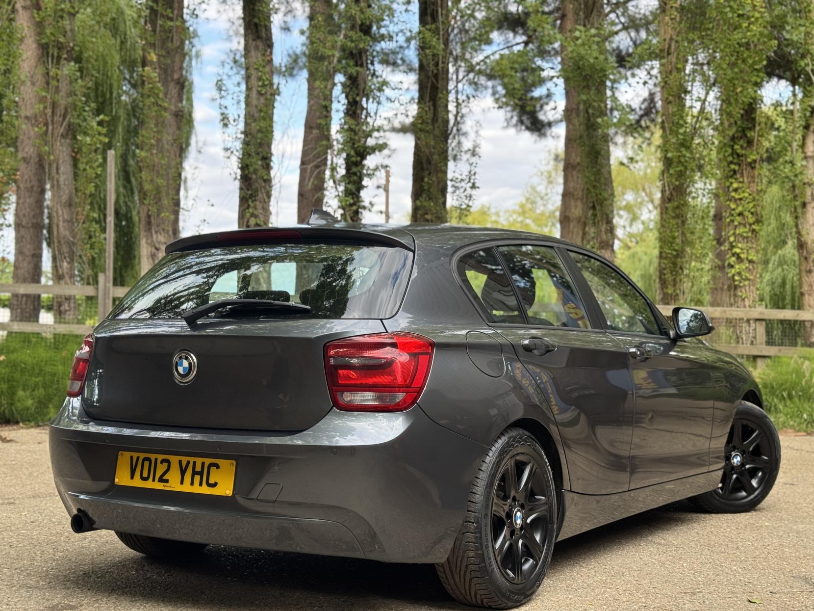 BMW 1 Series 1.6 116i ES Hatchback 5dr Petrol Auto Euro 5 (s/s) (136 ps)