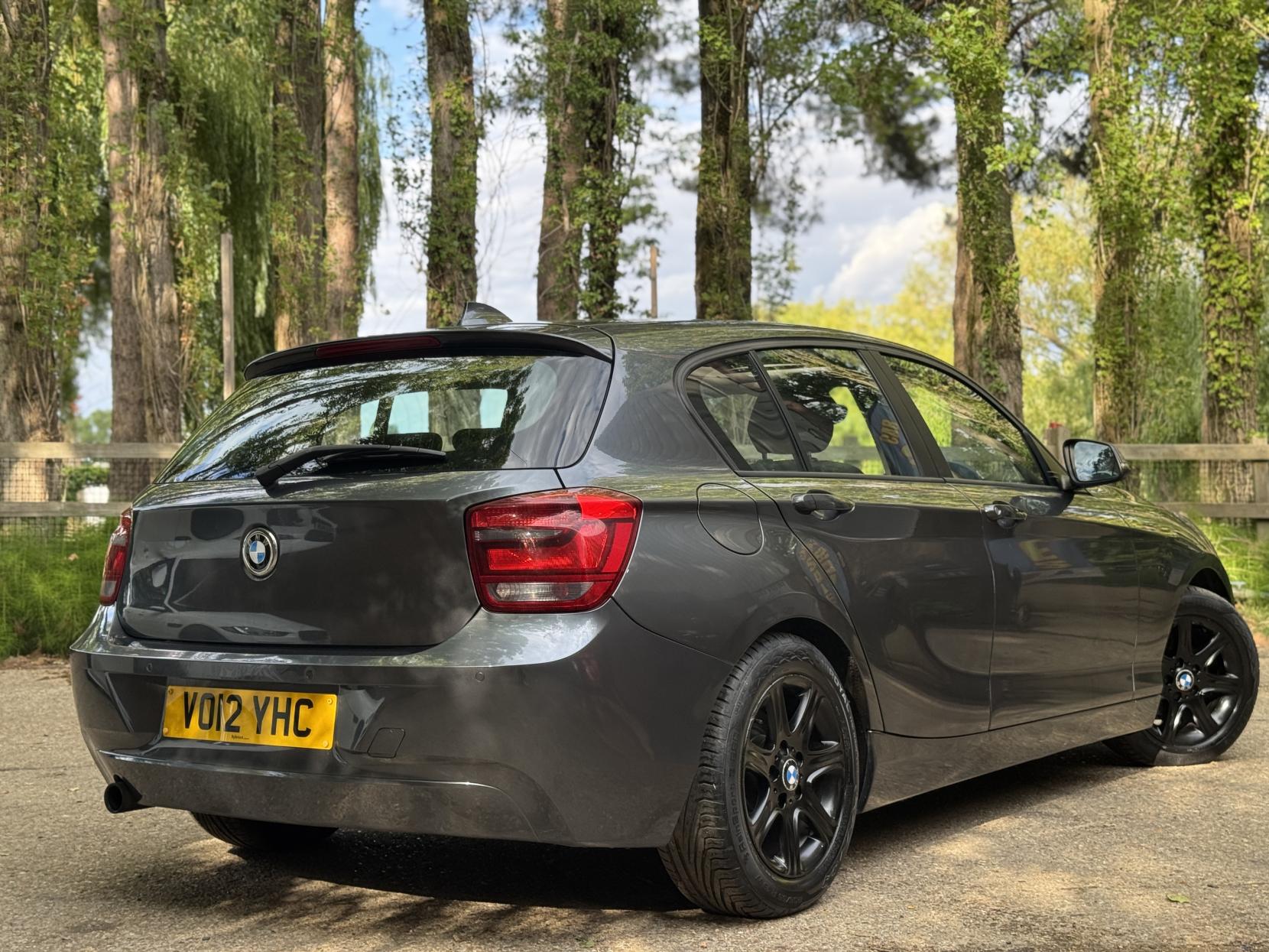 BMW 1 Series 1.6 116i ES Hatchback 5dr Petrol Auto Euro 5 (s/s) (136 ps)