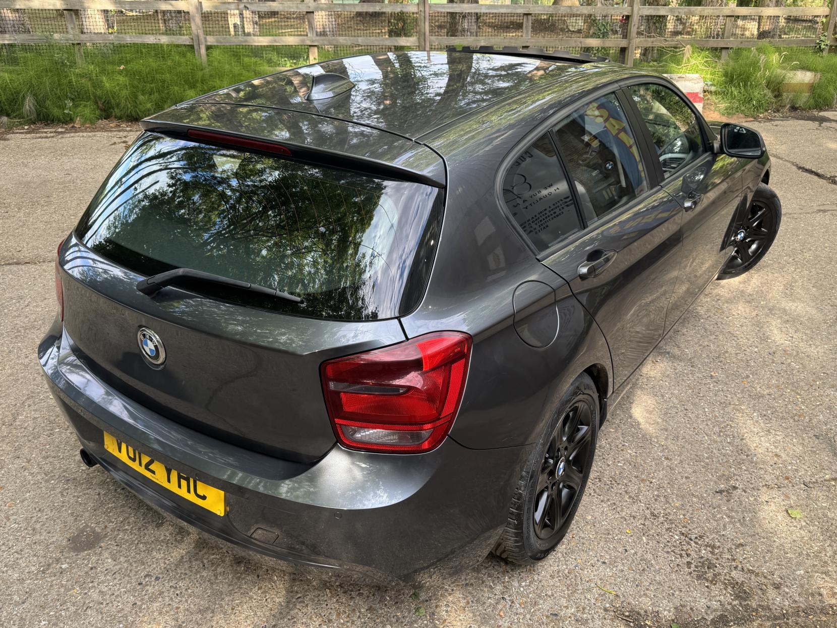 BMW 1 Series 1.6 116i ES Hatchback 5dr Petrol Auto Euro 5 (s/s) (136 ps)