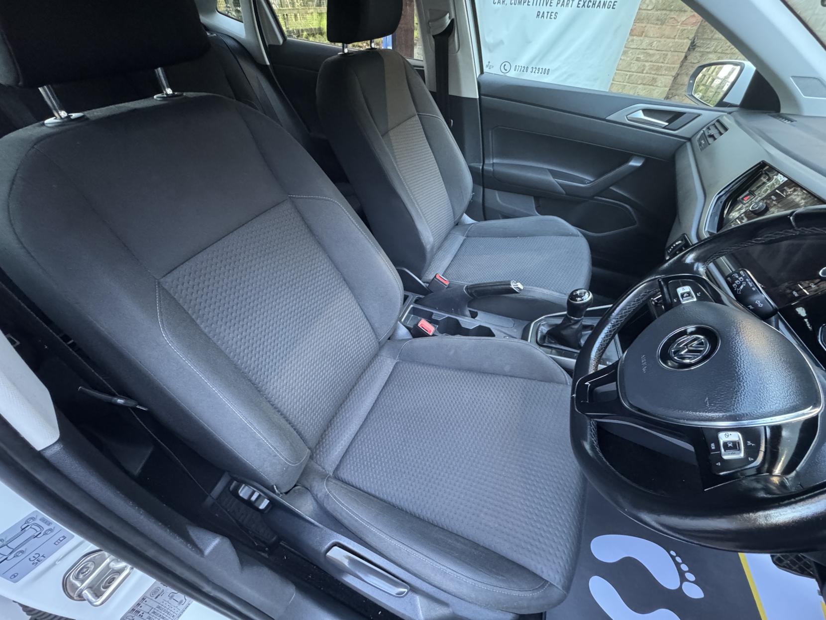 Volkswagen Polo 1.0 EVO SE Hatchback 5dr Petrol Manual Euro 6 (s/s) (65 ps)