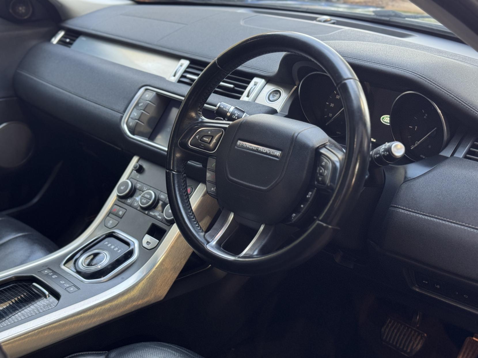 Land Rover Range Rover Evoque 2.0 TD4 SE Tech SUV 5dr Diesel Auto 4WD Euro 6 (s/s) (180 ps)