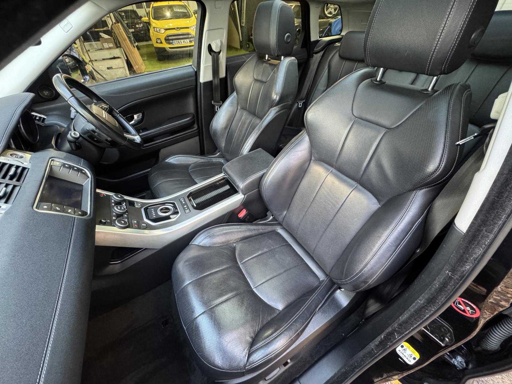 Land Rover Range Rover Evoque 2.0 TD4 SE Tech SUV 5dr Diesel Auto 4WD Euro 6 (s/s) (180 ps)