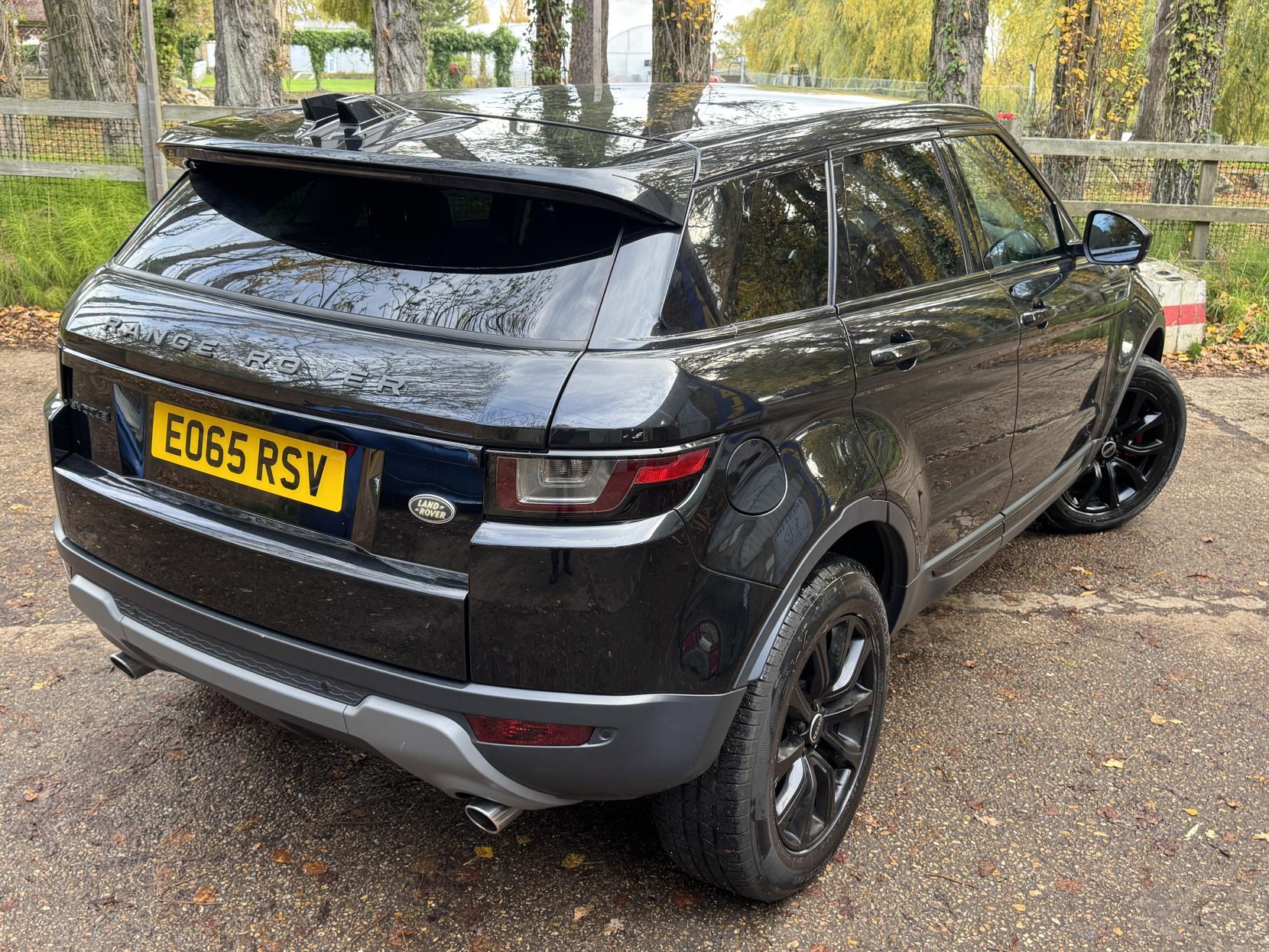Land Rover Range Rover Evoque 2.0 TD4 SE Tech SUV 5dr Diesel Auto 4WD Euro 6 (s/s) (180 ps)