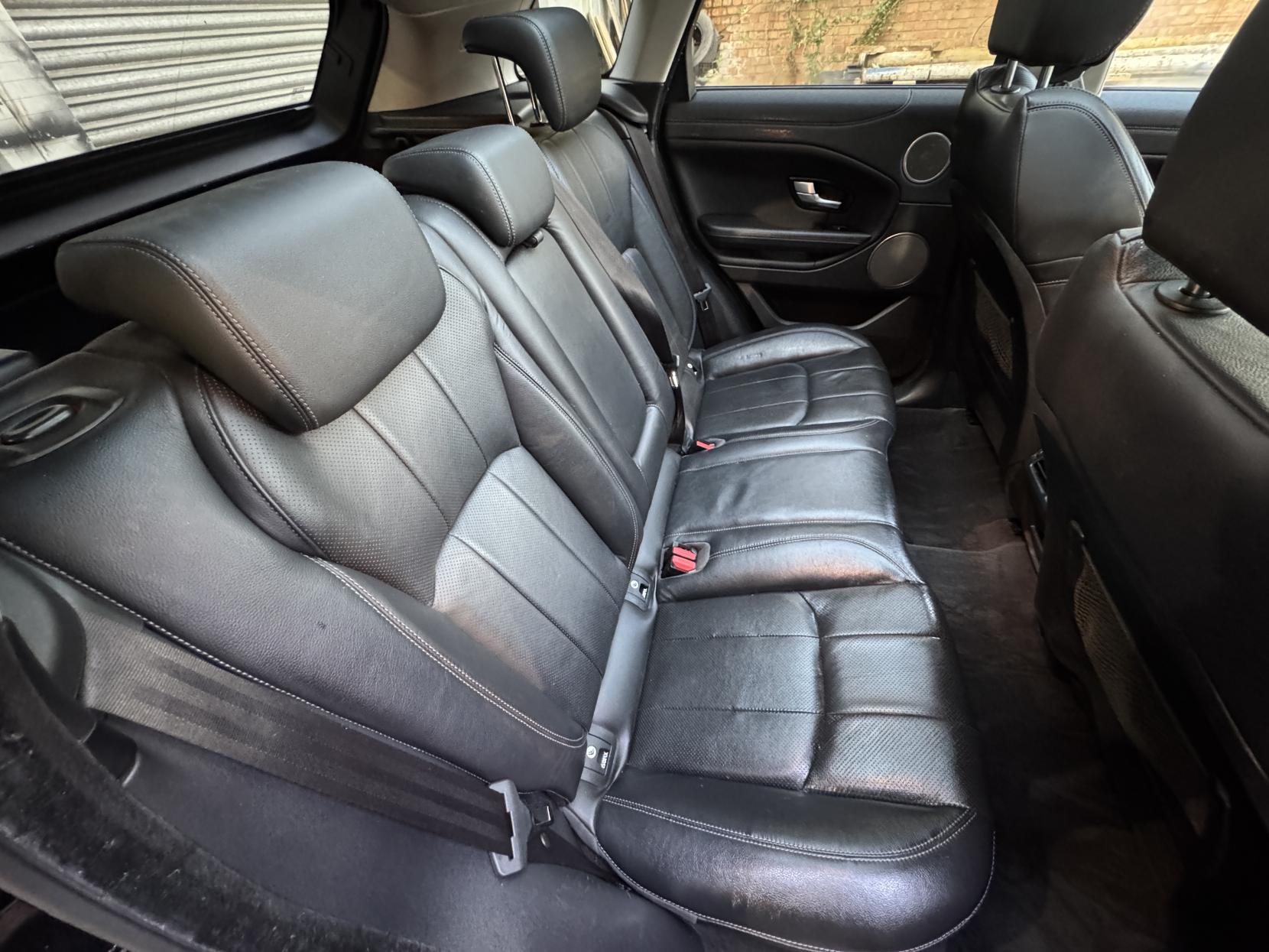 Land Rover Range Rover Evoque 2.0 TD4 SE Tech SUV 5dr Diesel Auto 4WD Euro 6 (s/s) (180 ps)