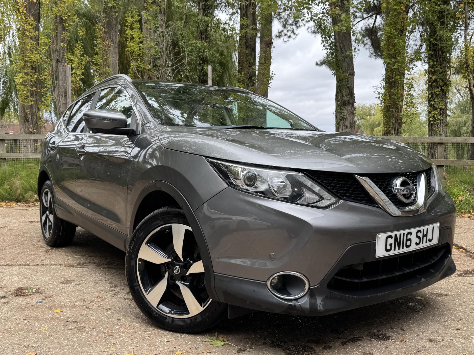 Nissan Qashqai 1.2 DIG-T N-Connecta SUV 5dr Petrol Manual 2WD Euro 6 (s/s) (115 ps)