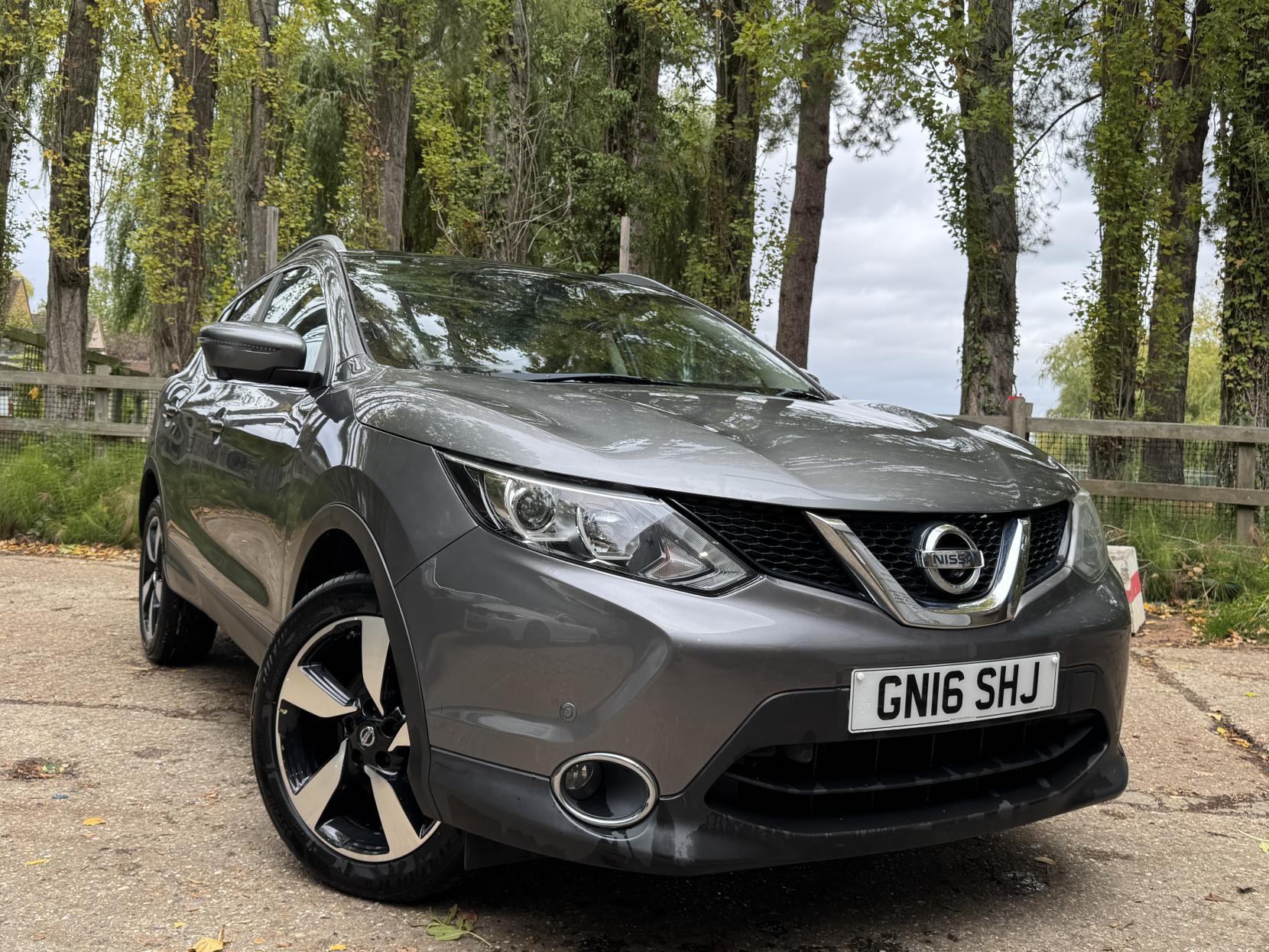 Nissan Qashqai 1.2 DIG-T N-Connecta SUV 5dr Petrol Manual 2WD Euro 6 (s/s) (115 ps)
