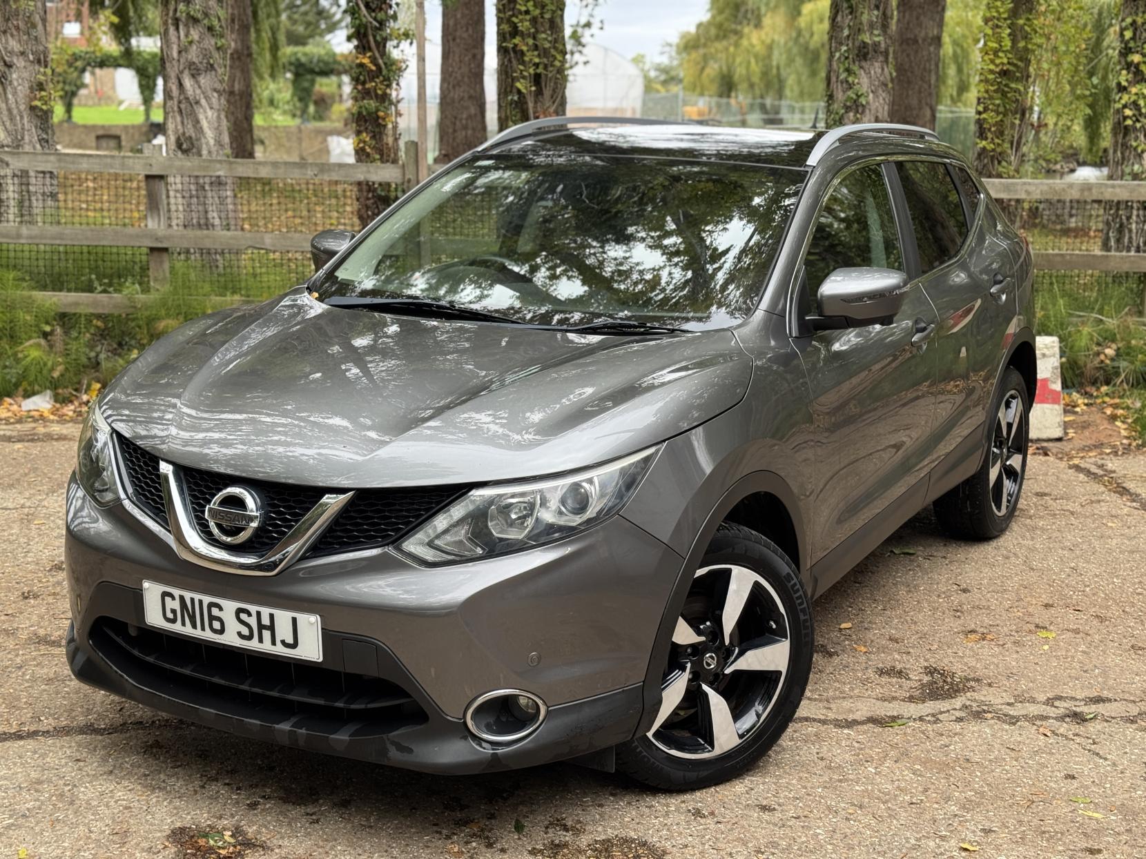 Nissan Qashqai 1.2 DIG-T N-Connecta SUV 5dr Petrol Manual 2WD Euro 6 (s/s) (115 ps)