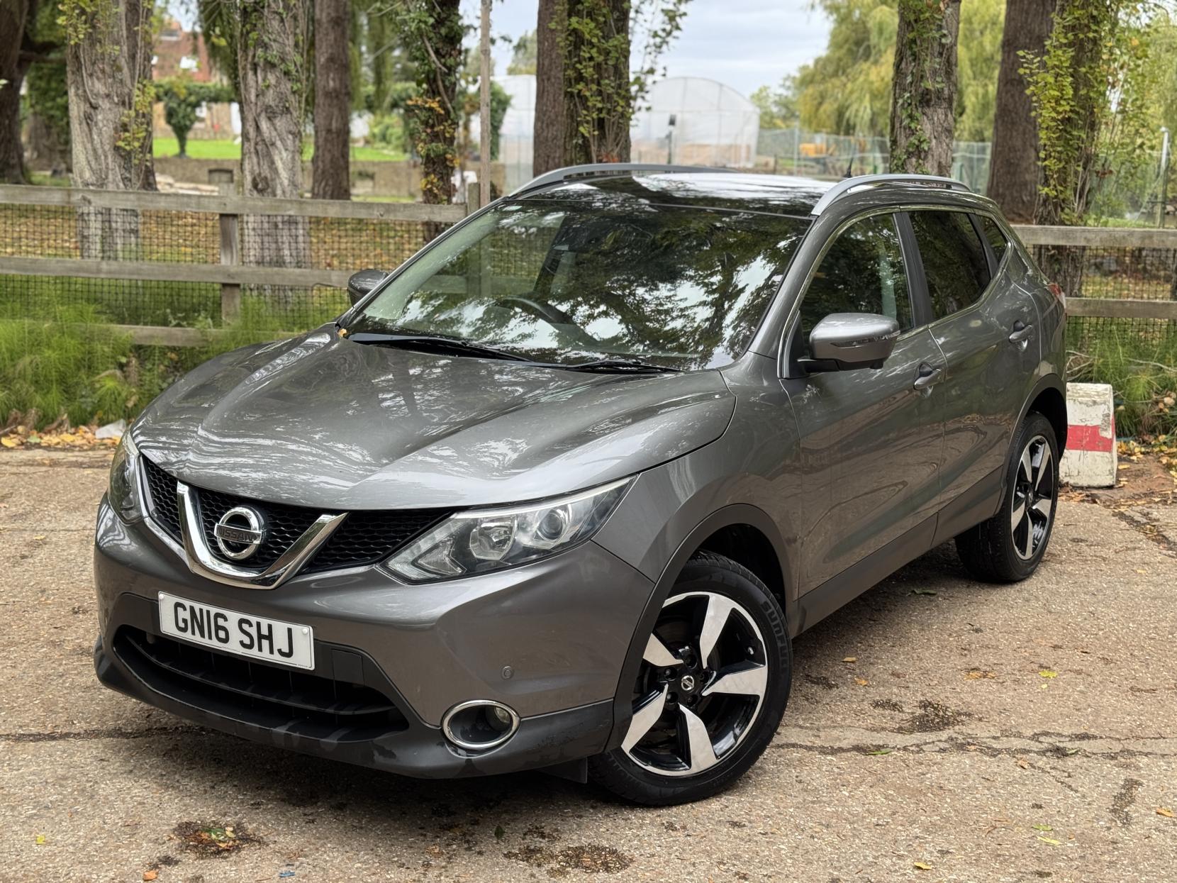 Nissan Qashqai 1.2 DIG-T N-Connecta SUV 5dr Petrol Manual 2WD Euro 6 (s/s) (115 ps)
