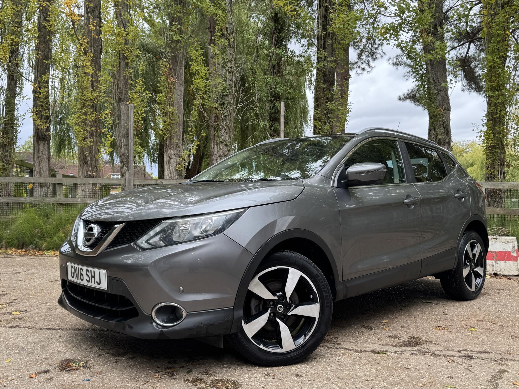 Nissan Qashqai 1.2 DIG-T N-Connecta SUV 5dr Petrol Manual 2WD Euro 6 (s/s) (115 ps)