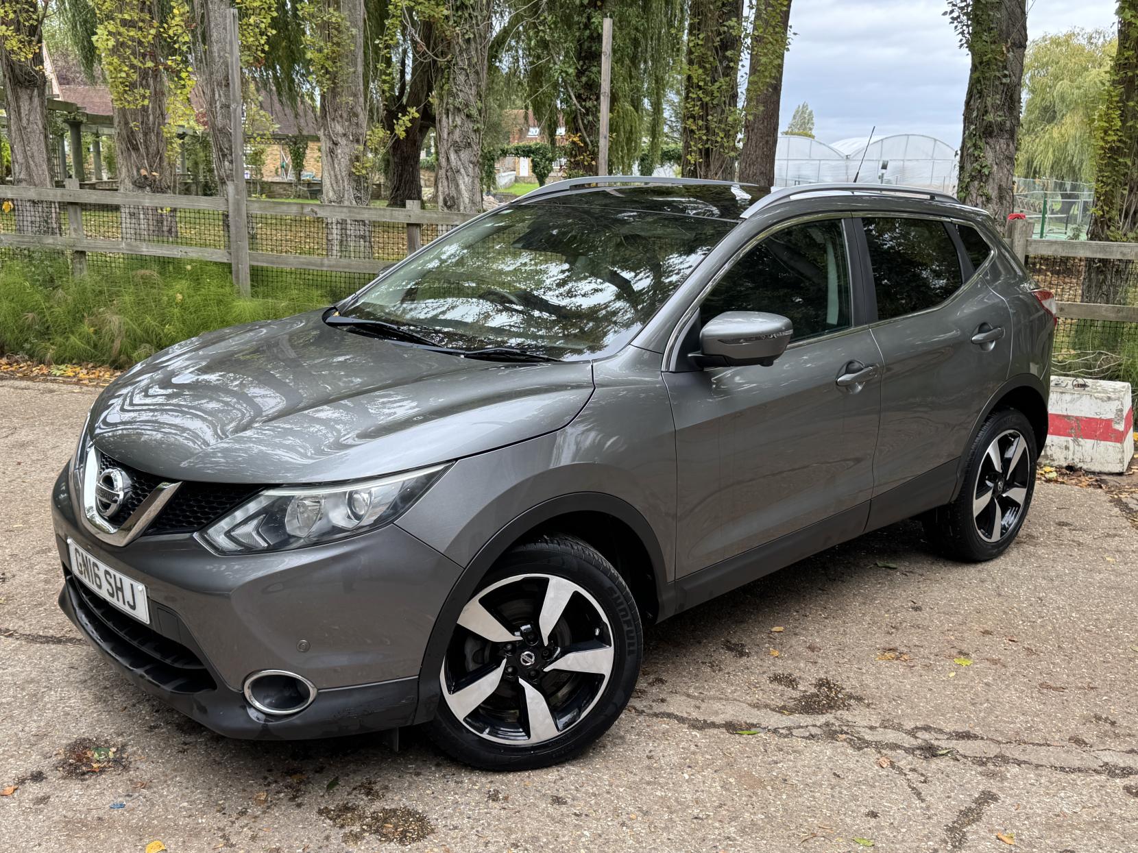 Nissan Qashqai 1.2 DIG-T N-Connecta SUV 5dr Petrol Manual 2WD Euro 6 (s/s) (115 ps)