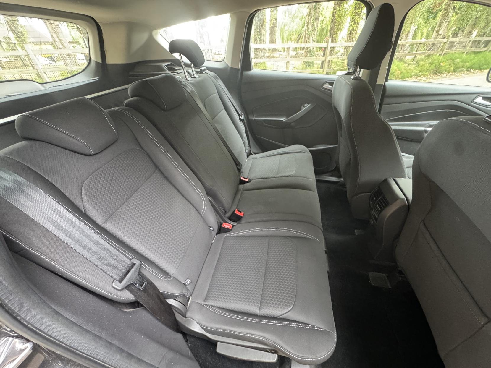 Ford Kuga 1.5T EcoBoost Zetec SUV 5dr Petrol Manual Euro 6 (s/s) (120 ps)