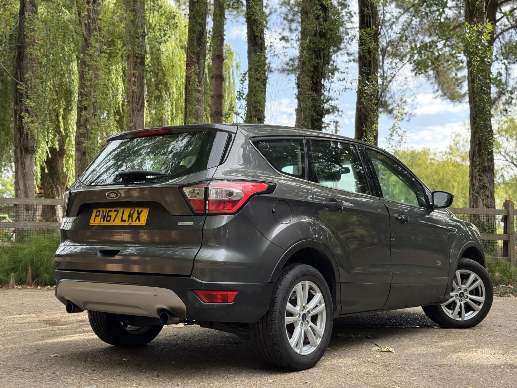 Ford Kuga 1.5T EcoBoost Zetec SUV 5dr Petrol Manual Euro 6 (s/s) (120 ps)
