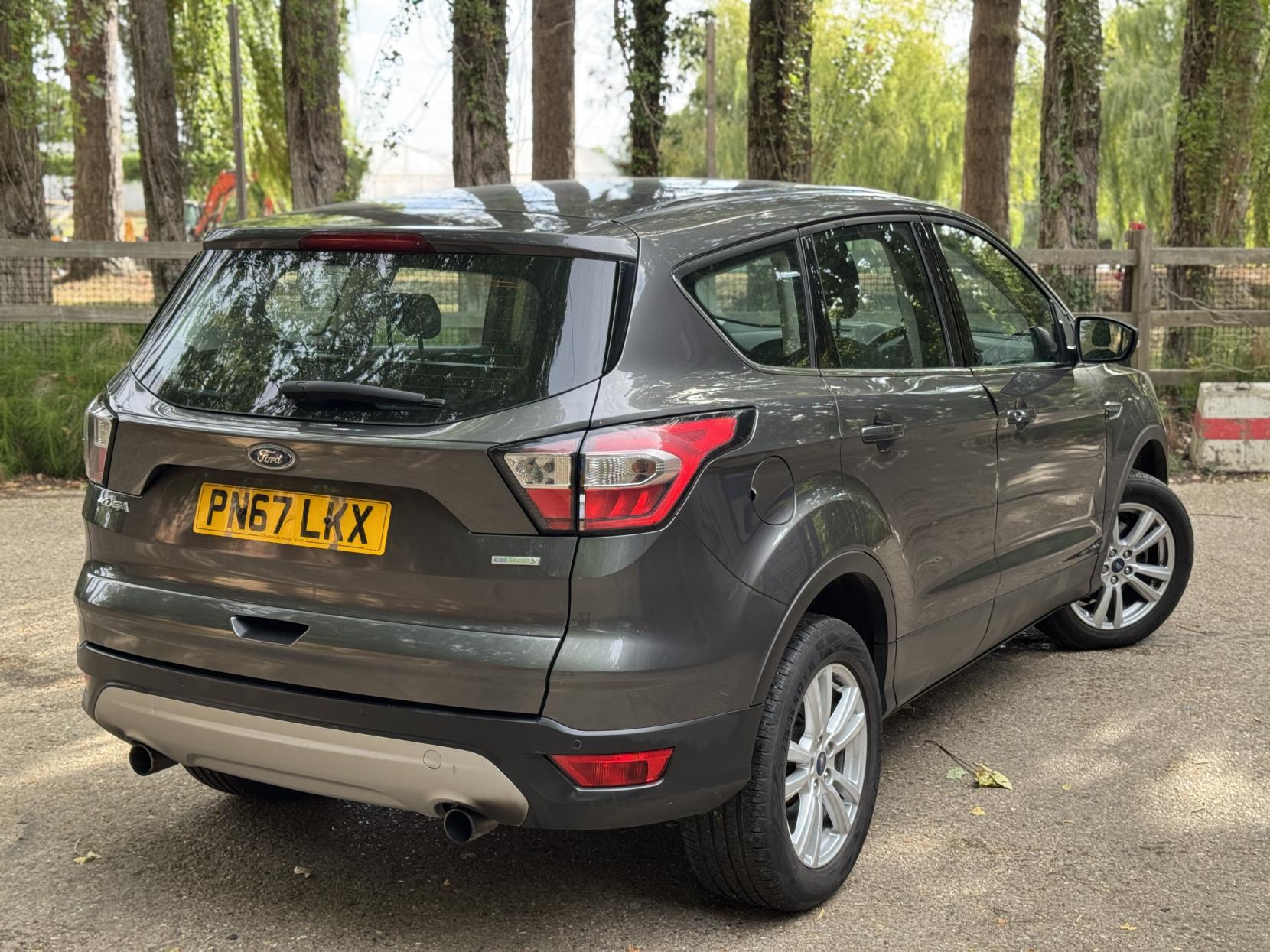 Ford Kuga 1.5T EcoBoost Zetec SUV 5dr Petrol Manual Euro 6 (s/s) (120 ps)