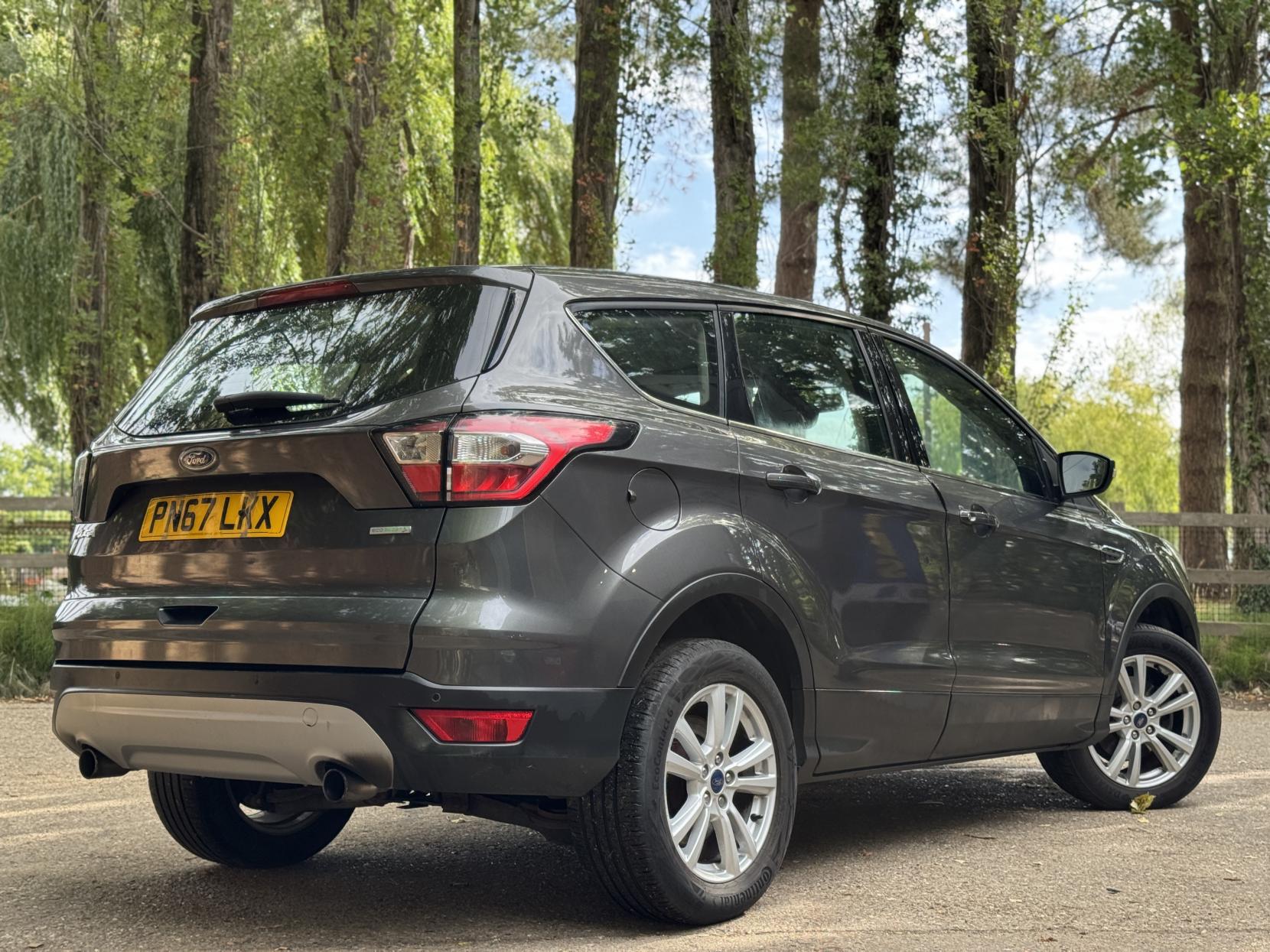 Ford Kuga 1.5T EcoBoost Zetec SUV 5dr Petrol Manual Euro 6 (s/s) (120 ps)