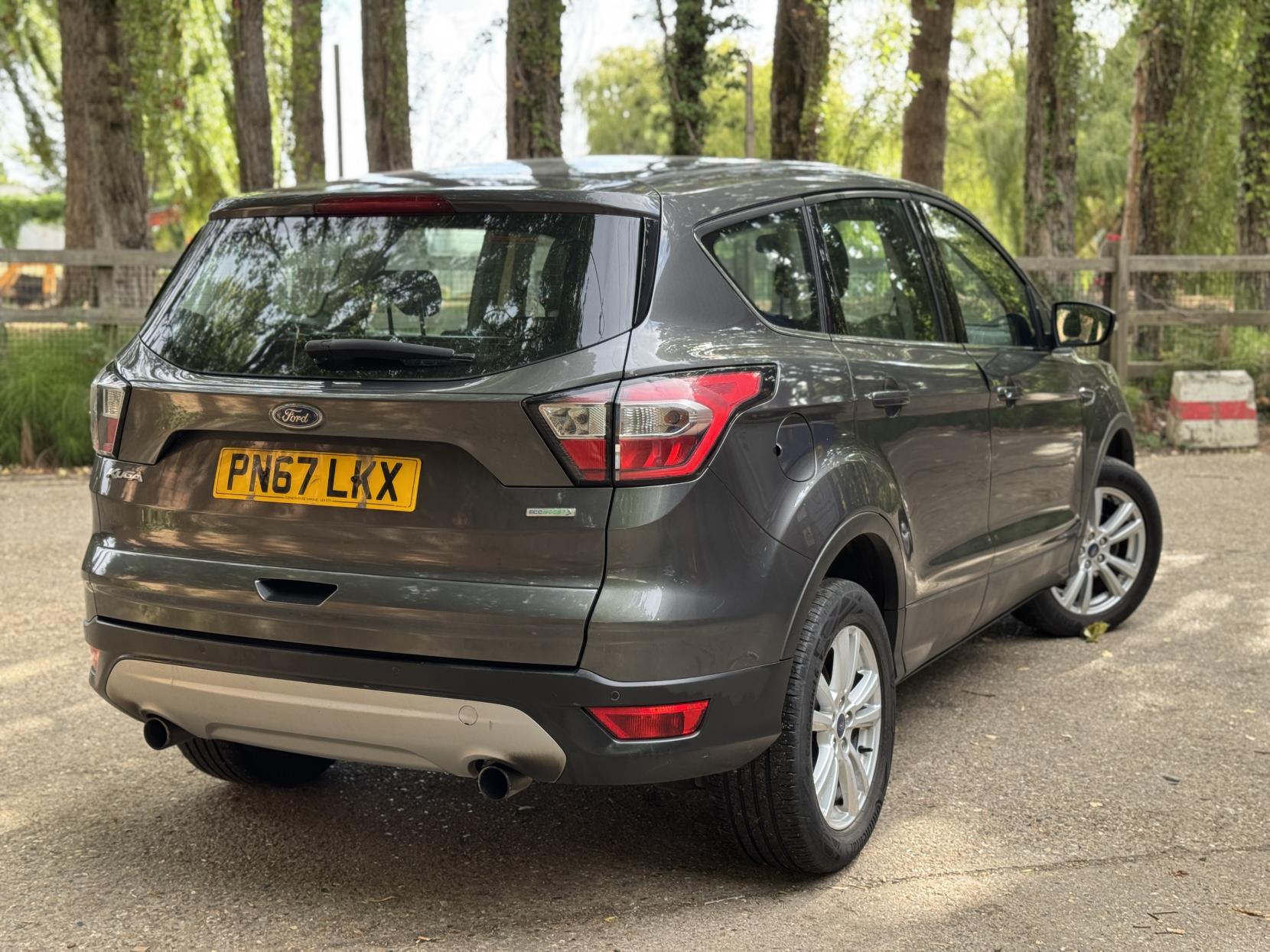 Ford Kuga 1.5T EcoBoost Zetec SUV 5dr Petrol Manual Euro 6 (s/s) (120 ps)
