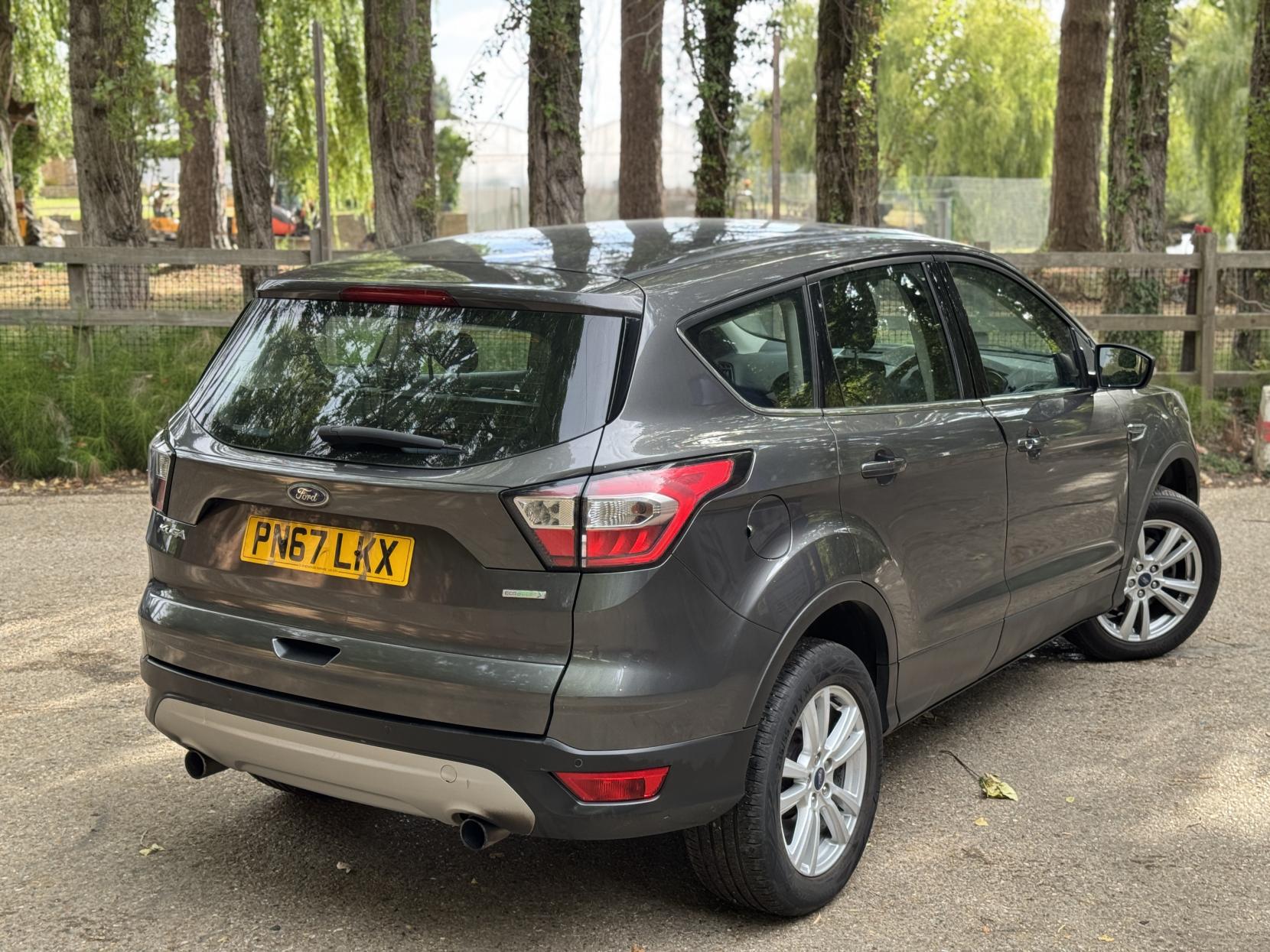 Ford Kuga 1.5T EcoBoost Zetec SUV 5dr Petrol Manual Euro 6 (s/s) (120 ps)