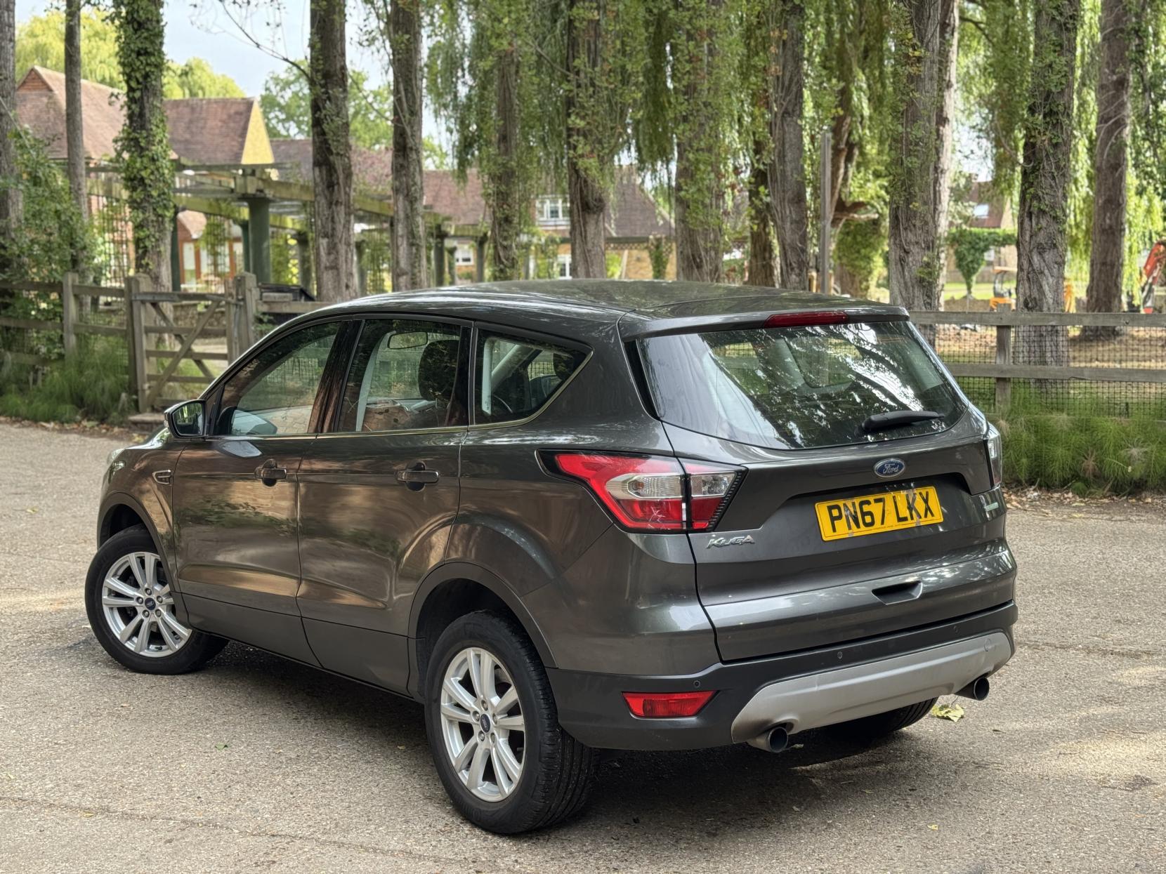 Ford Kuga 1.5T EcoBoost Zetec SUV 5dr Petrol Manual Euro 6 (s/s) (120 ps)