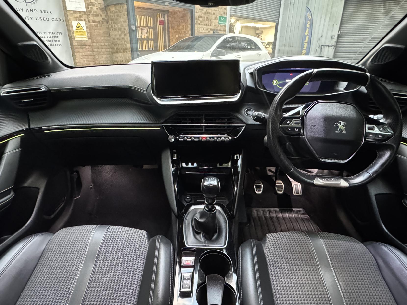Peugeot 208 1.2 PureTech GT Hatchback 5dr Petrol Manual Euro 6 (s/s) (100 ps)