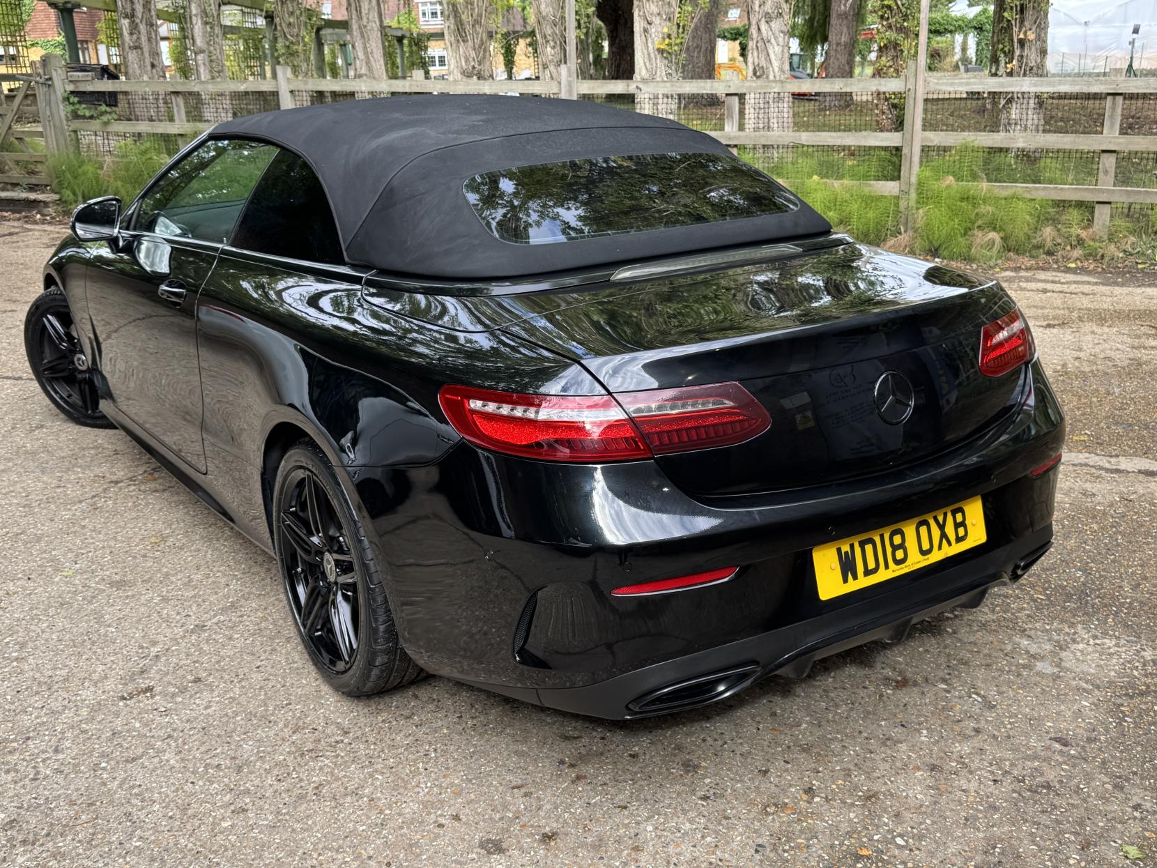 Mercedes-Benz E Class 2.0 E220d AMG Line (Premium) Cabriolet 2dr Diesel G-Tronic+ Euro 6 (s/s) (194 ps)
