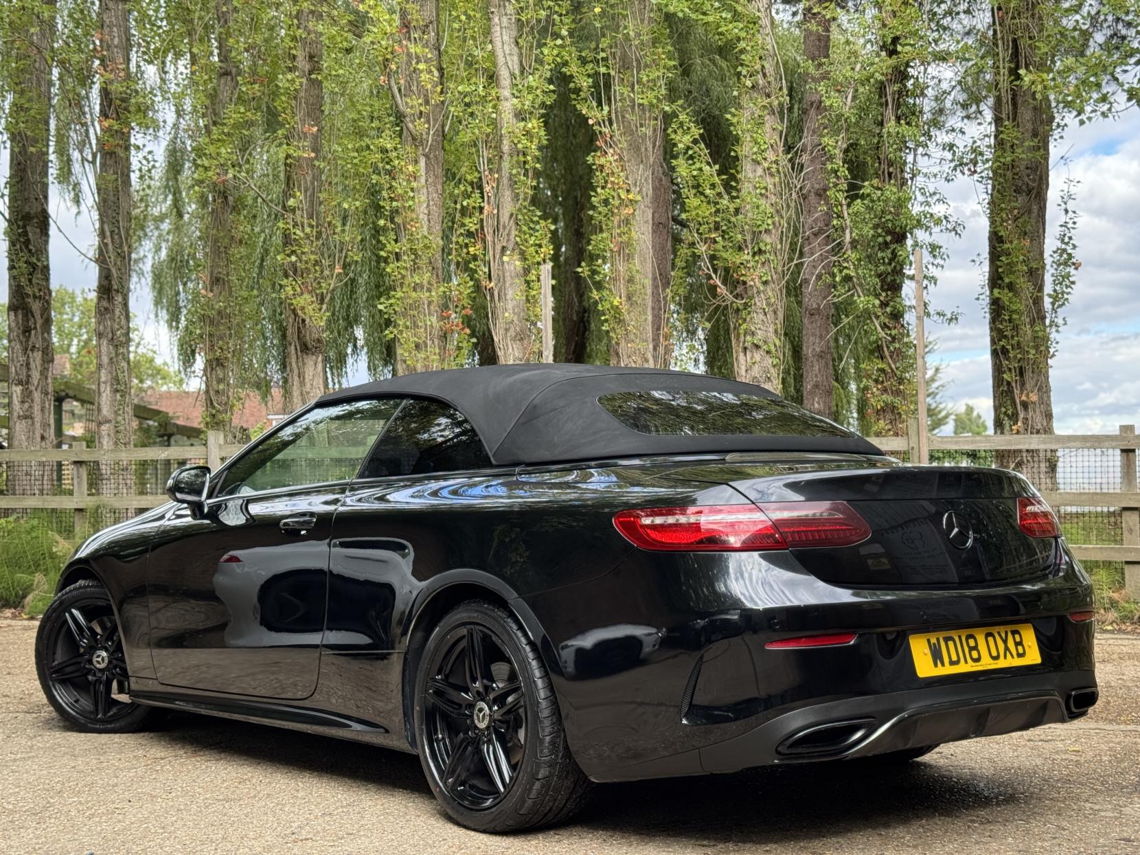 Mercedes-Benz E Class 2.0 E220d AMG Line (Premium) Cabriolet 2dr Diesel G-Tronic+ Euro 6 (s/s) (194 ps)