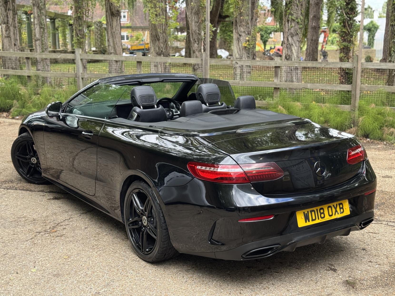 Mercedes-Benz E Class 2.0 E220d AMG Line (Premium) Cabriolet 2dr Diesel G-Tronic+ Euro 6 (s/s) (194 ps)