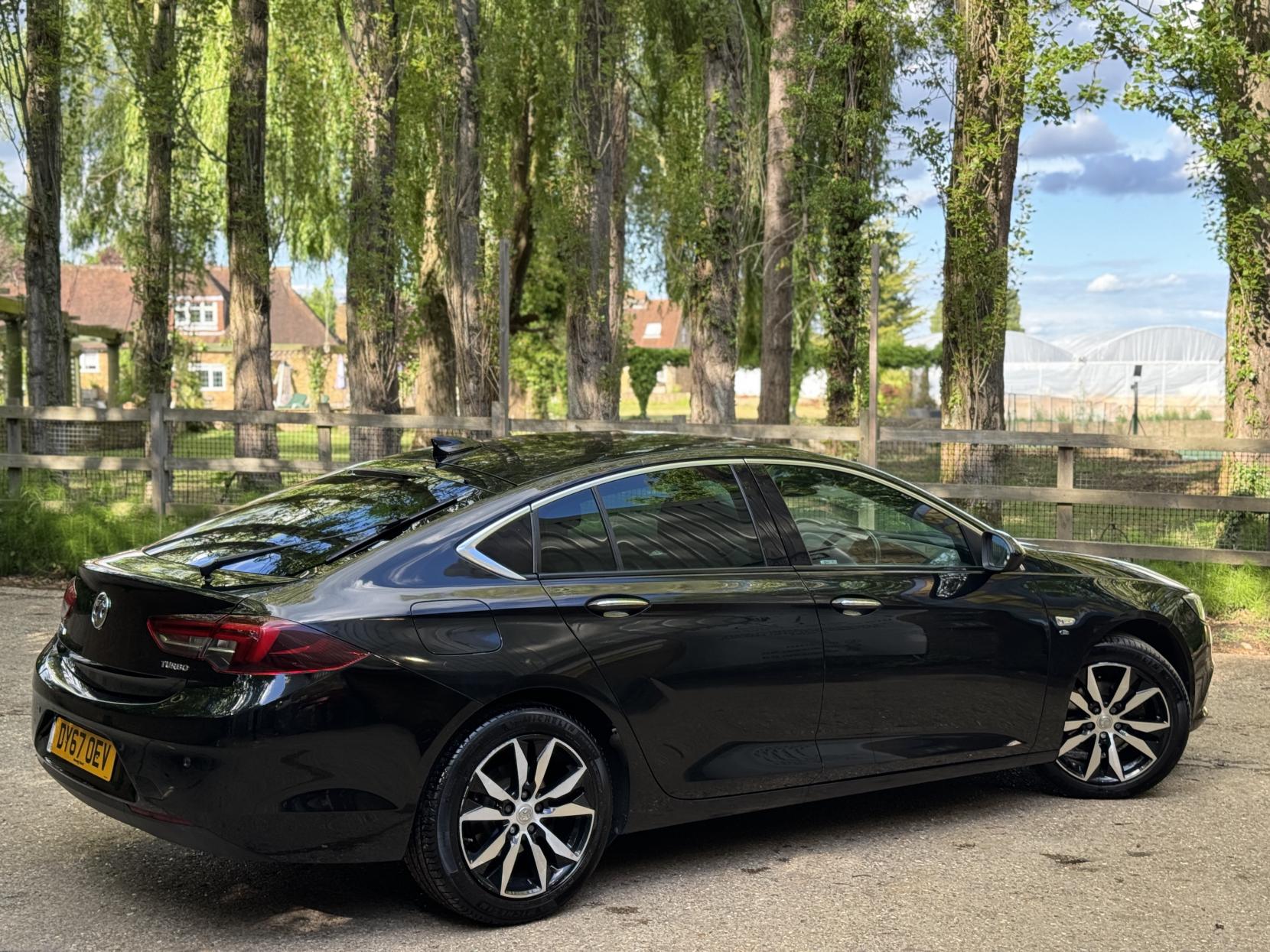 Vauxhall Insignia 1.5i Turbo Elite Nav Grand Sport 5dr Petrol Manual Euro 6 (s/s) (165 ps)