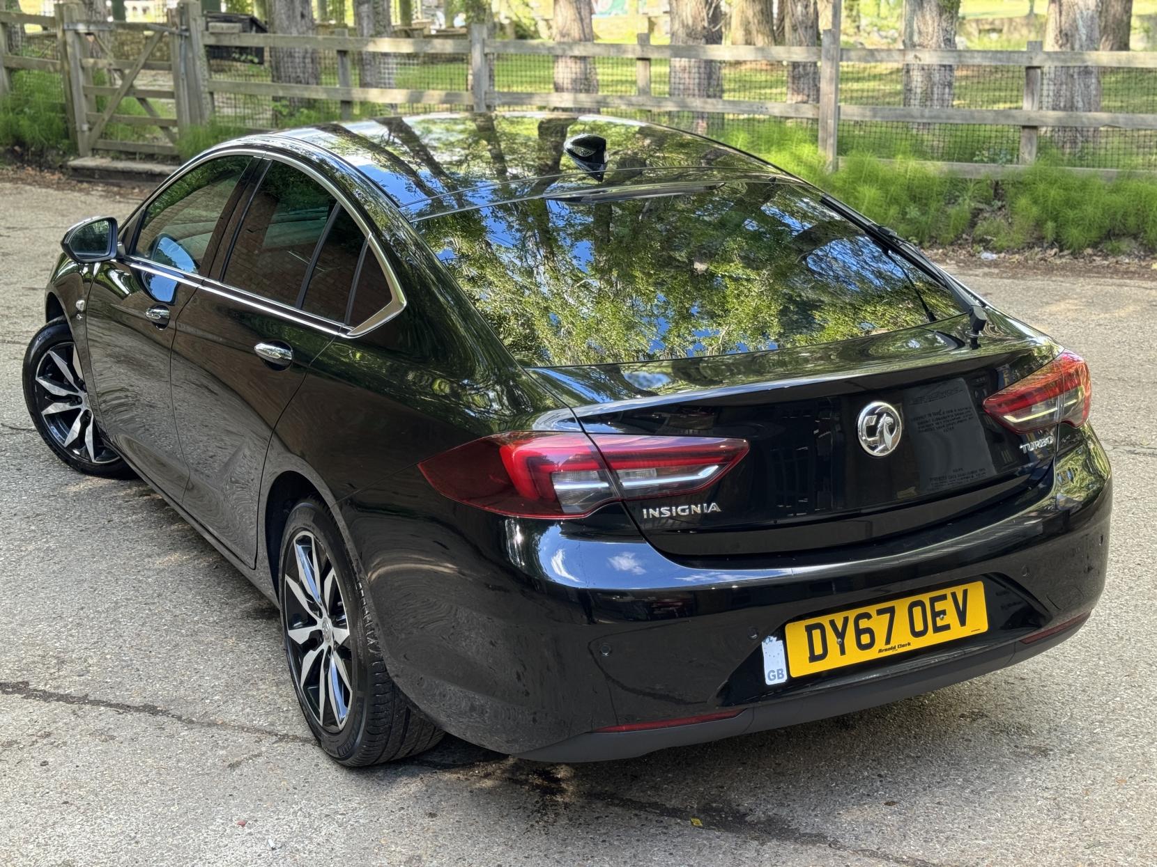 Vauxhall Insignia 1.5i Turbo Elite Nav Grand Sport 5dr Petrol Manual Euro 6 (s/s) (165 ps)