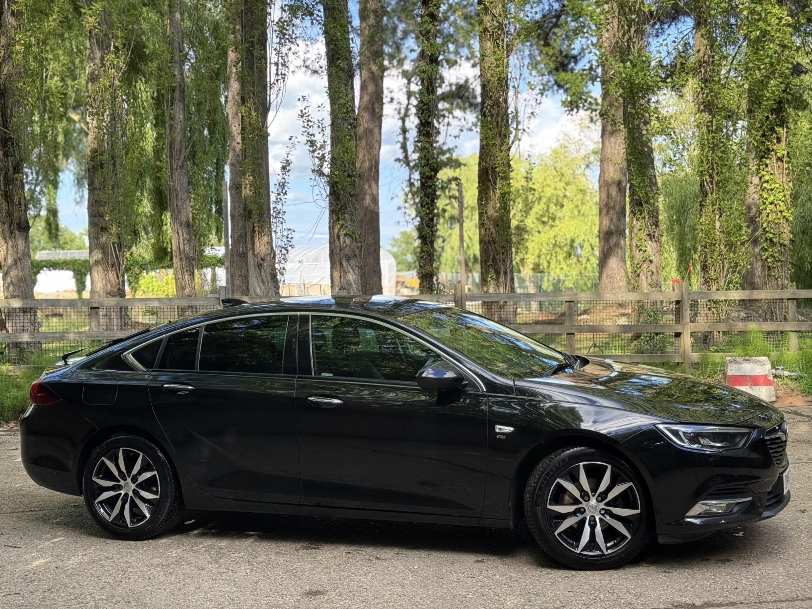 Vauxhall Insignia 1.5i Turbo Elite Nav Grand Sport 5dr Petrol Manual Euro 6 (s/s) (165 ps)