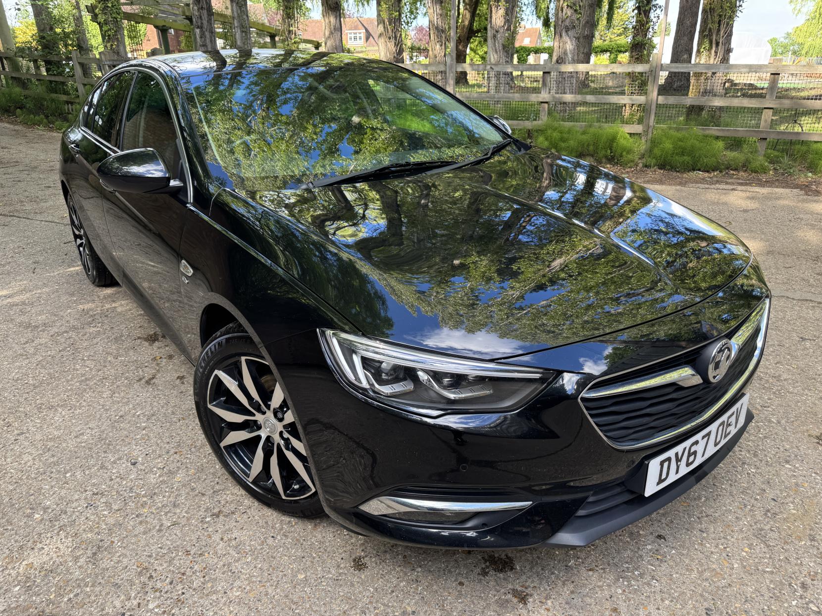 Vauxhall Insignia 1.5i Turbo Elite Nav Grand Sport 5dr Petrol Manual Euro 6 (s/s) (165 ps)